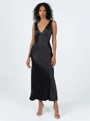 Nellie Maxi Dress Black The sleek lines of this maxi dress create a flattering and elegant look for any event