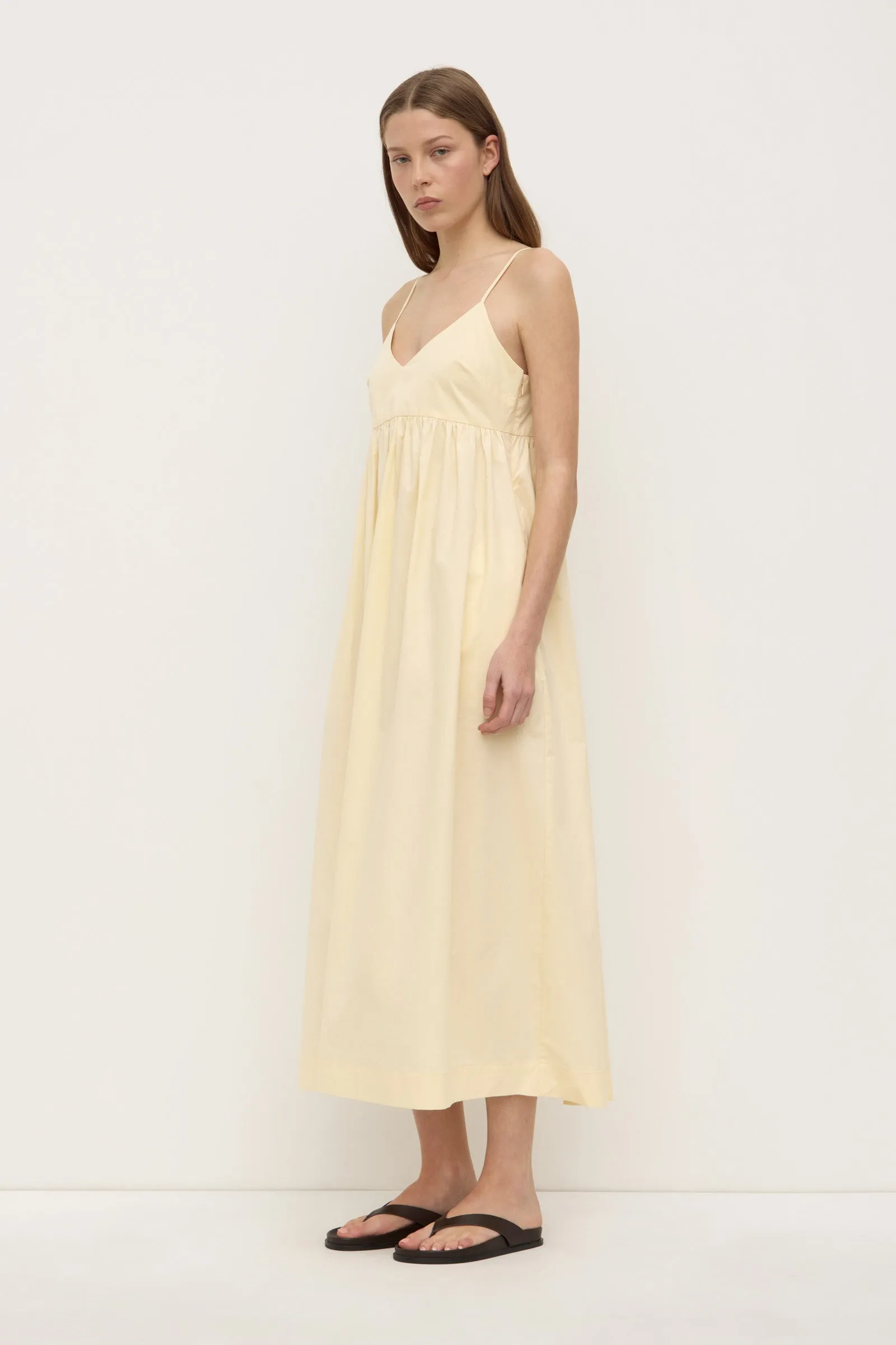 Bronte Poplin Midi Dress Legend Fit LowMaintenanceMaterial