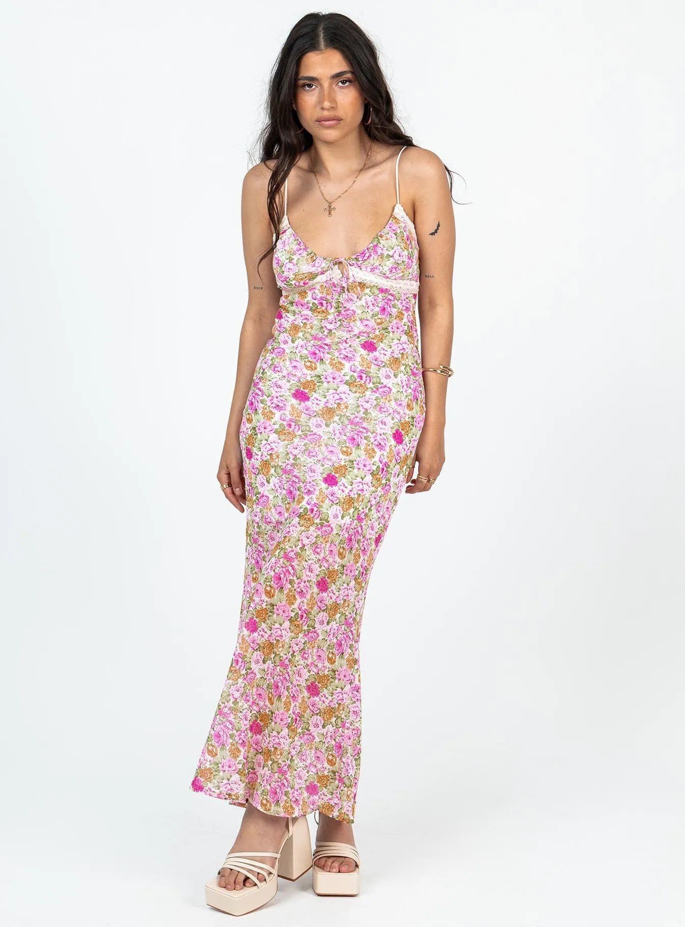 Calm River old town Emily Maxi Dress Pink Floral Petite