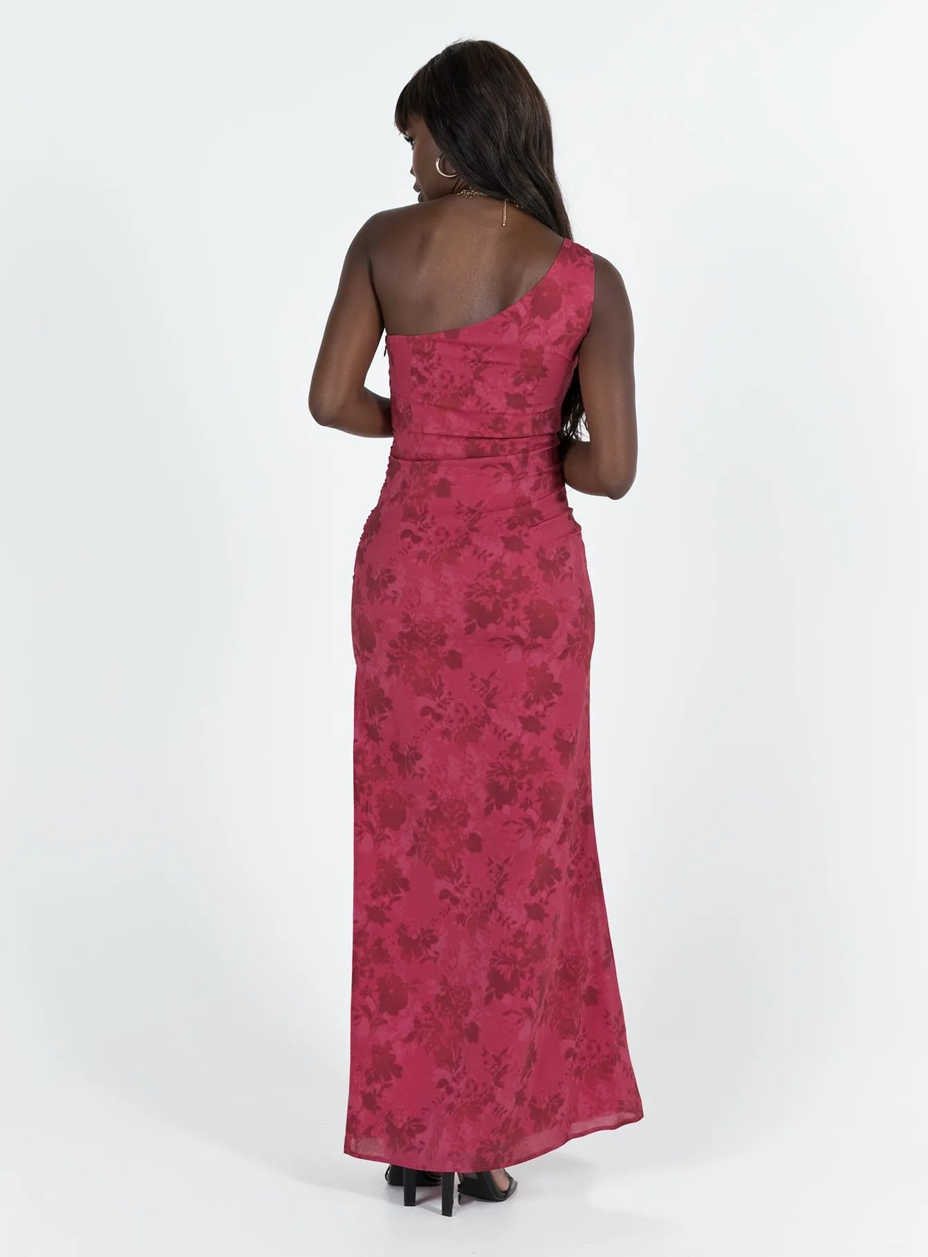 Dinner Date Chika One Shoulder Maxi Dress Red