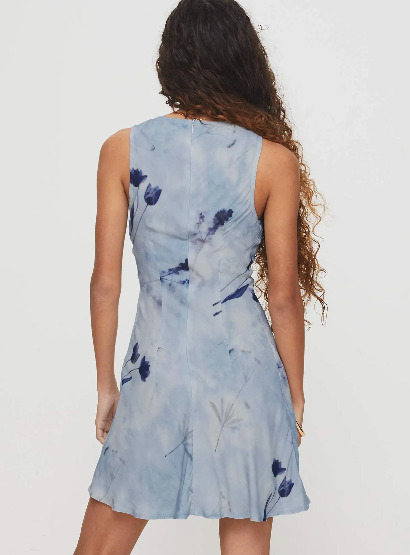 Wrinkle resistant fabric Fresh Chic Vivre Mini Dress Blue Floral