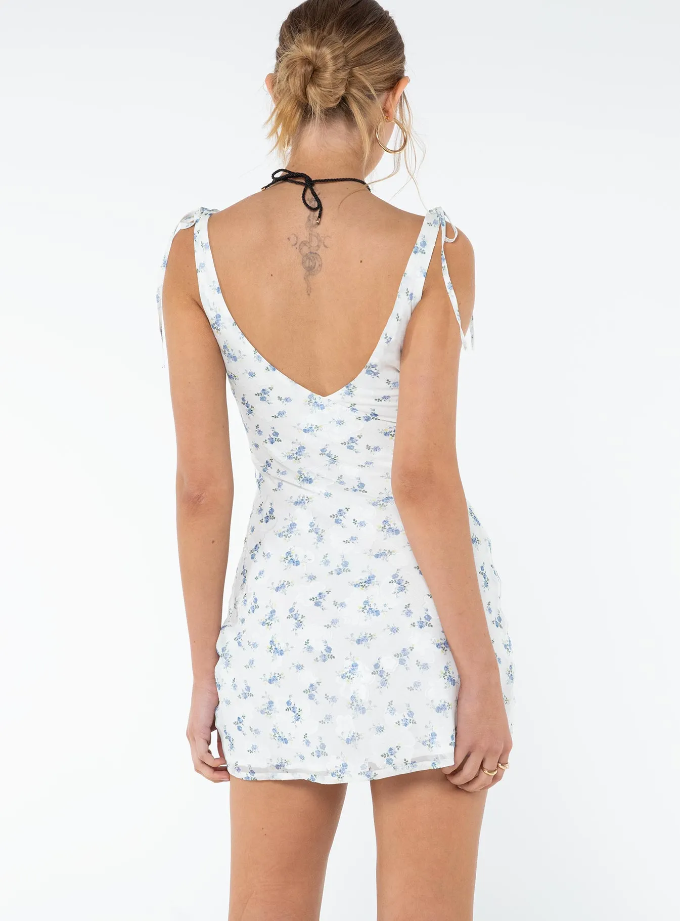 Chic short-length dress Mietta Mini Dress White / Blue Floral
