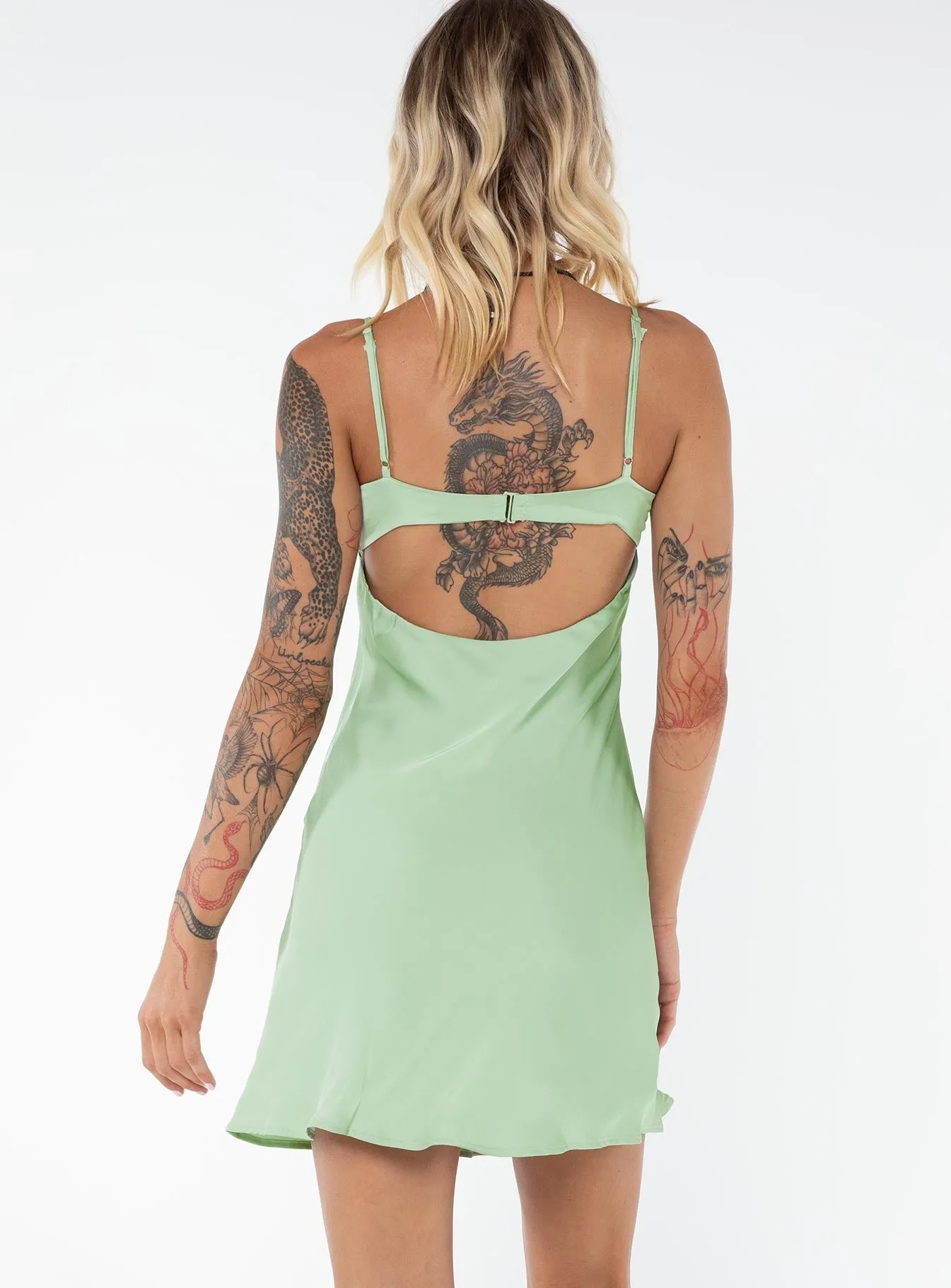 Moniz Mini Dress Sage Tall Bar Pop Relaxed Chic Look