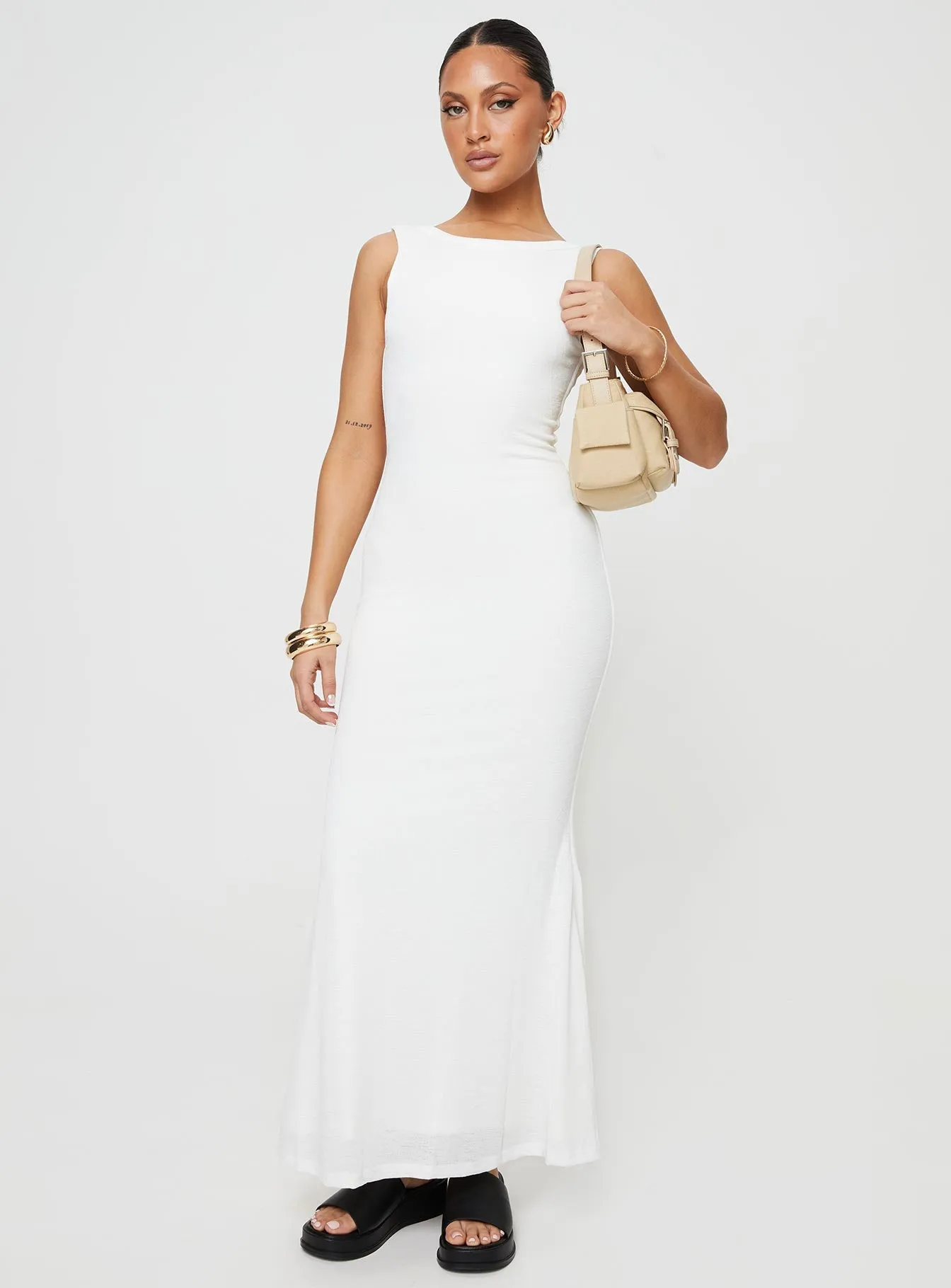 Ashen Maxi Dress White Lake View Paris Mood