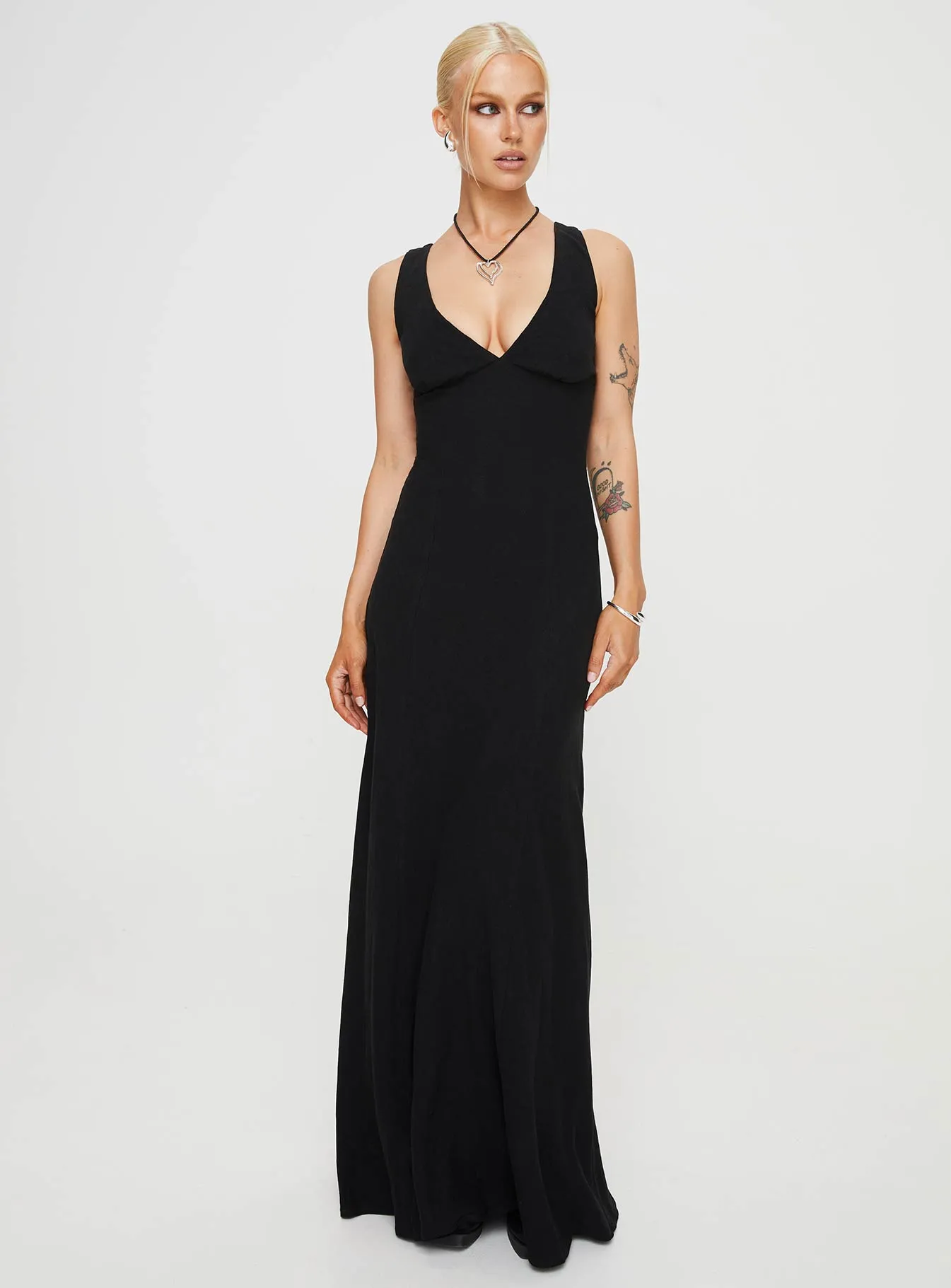 Wind Proof Island Trail Verde Linen Blend Maxi Dress Black