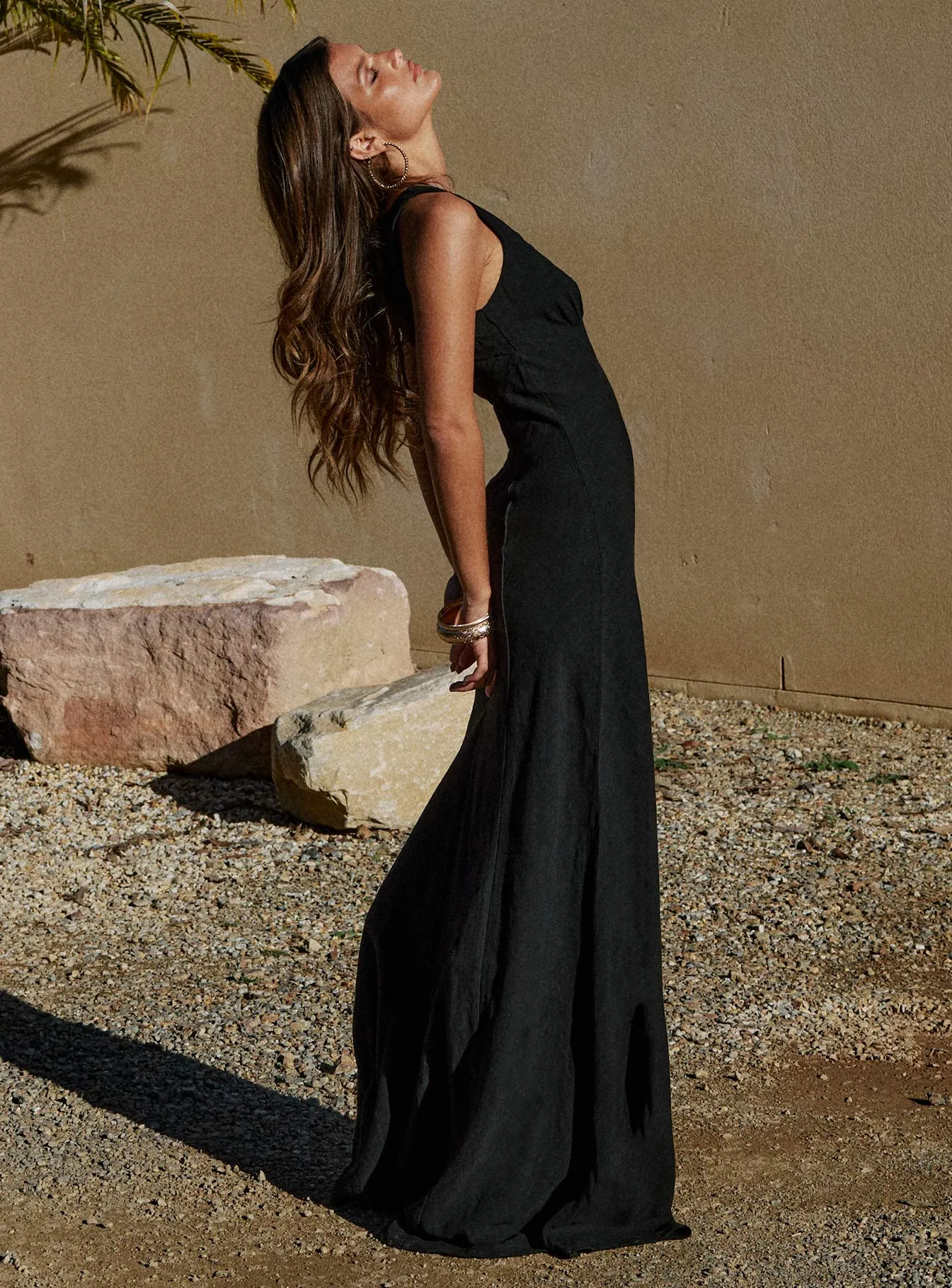 River Walk Comfortable weekend dress Verde Linen Blend Maxi Dress Black