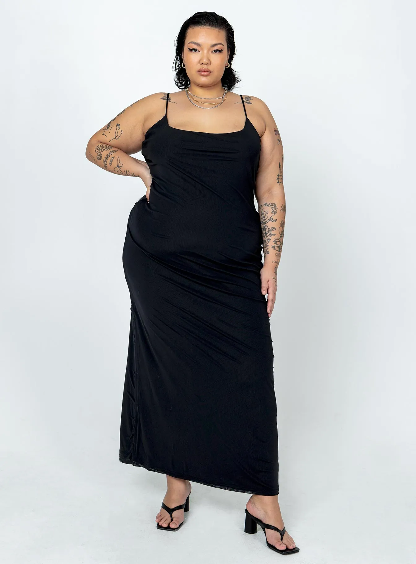 Playful floral print gown Knox Maxi Dress Black Curve