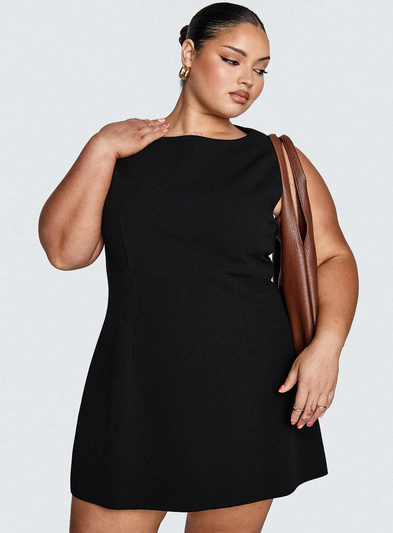 Anse Mini Dress Black Curve Dressy Cool