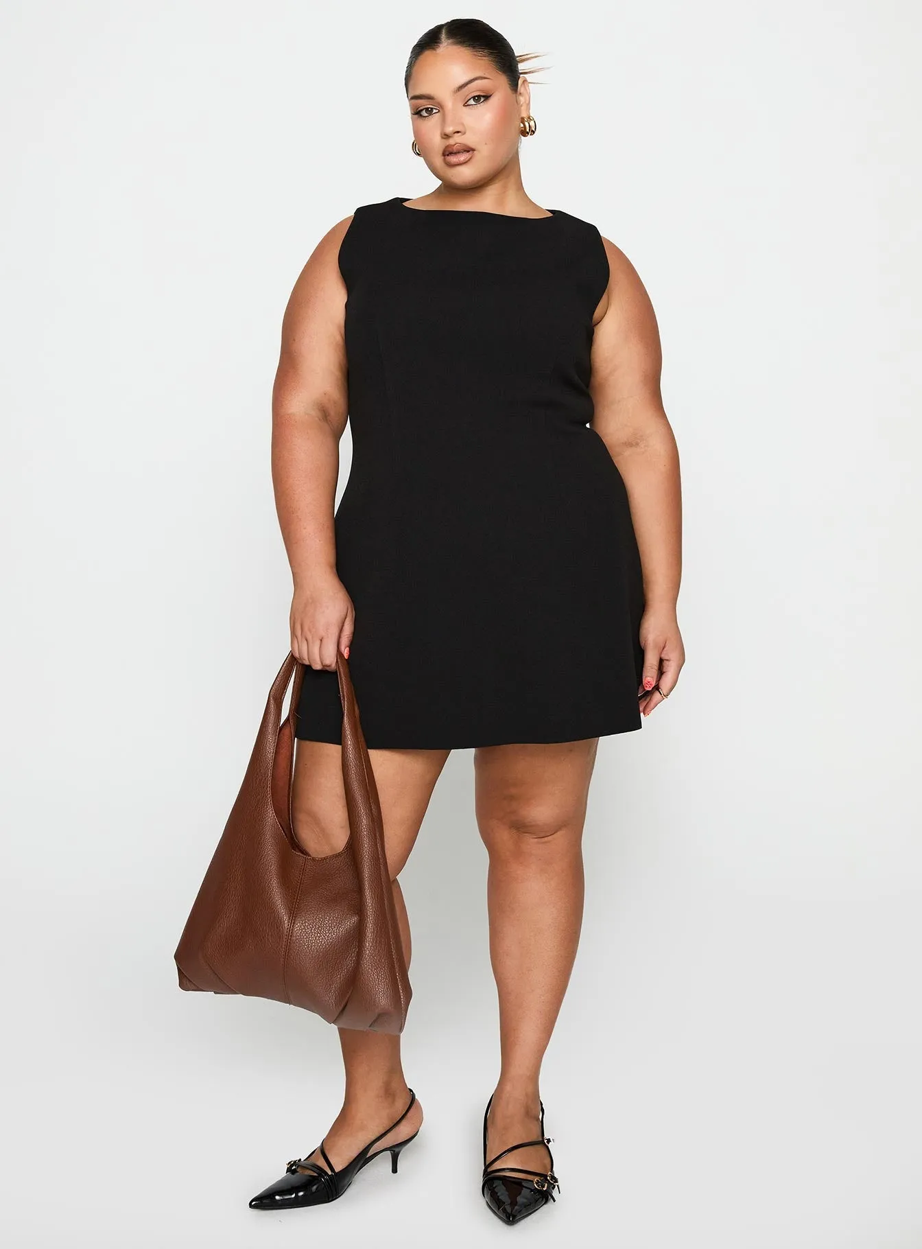 Party Fresh Flattering Fit Anse Mini Dress Black Curve