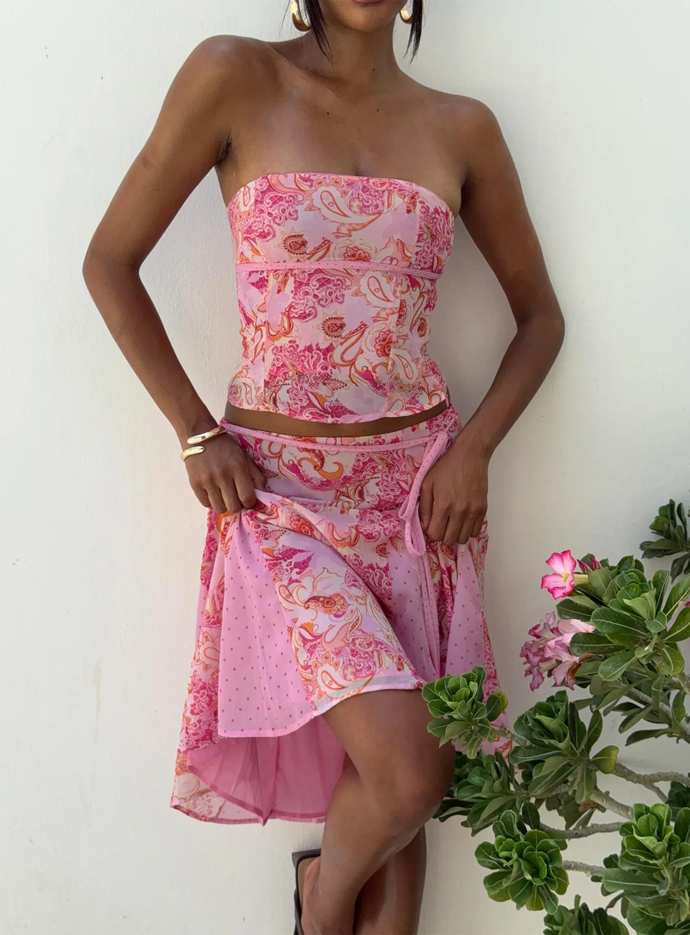 Tipsy Strapless Top Pink Paisley ReflectiveAccents