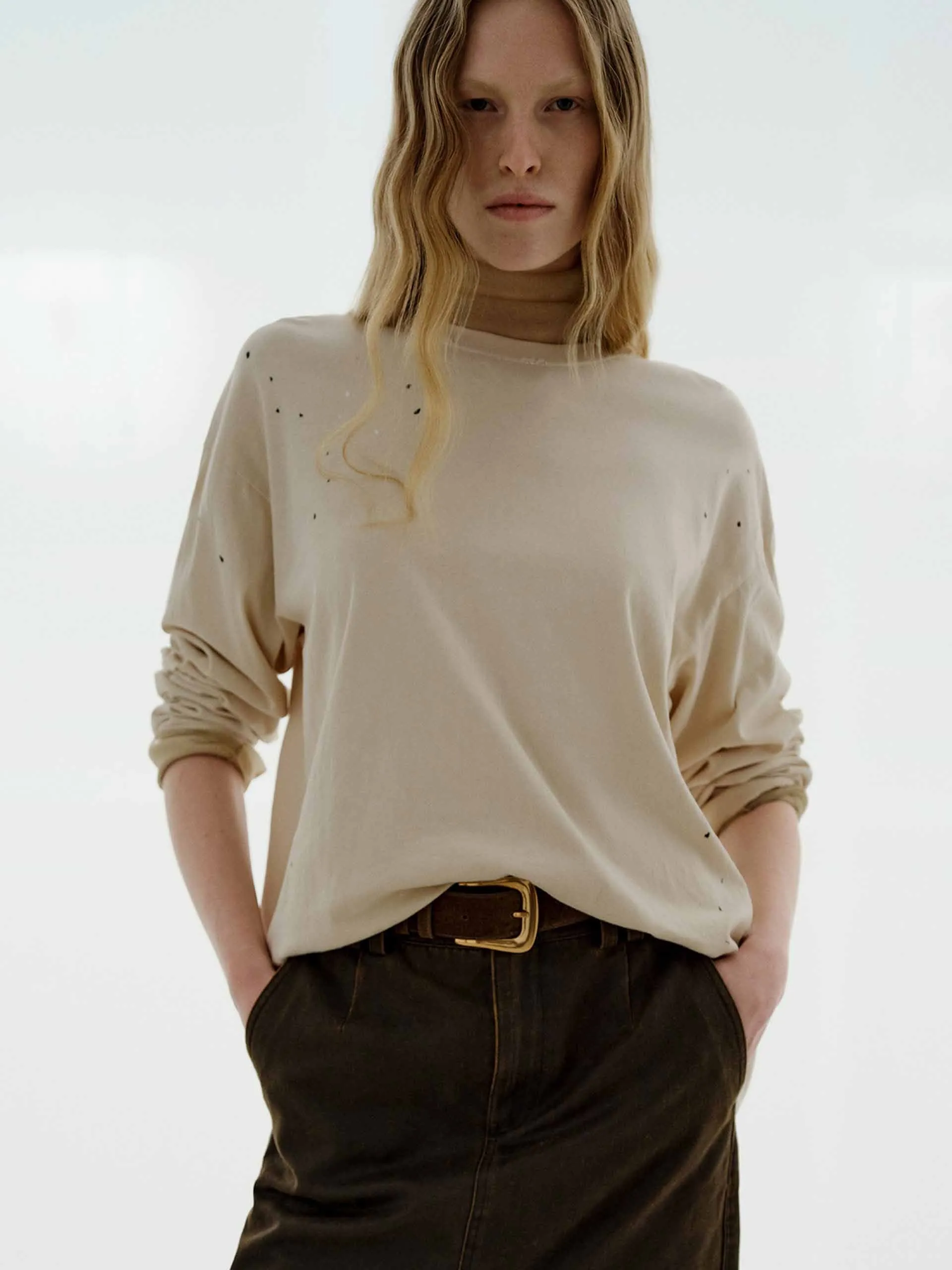 Minimalist Comfort Ink-splashed Cotton T-shirt
