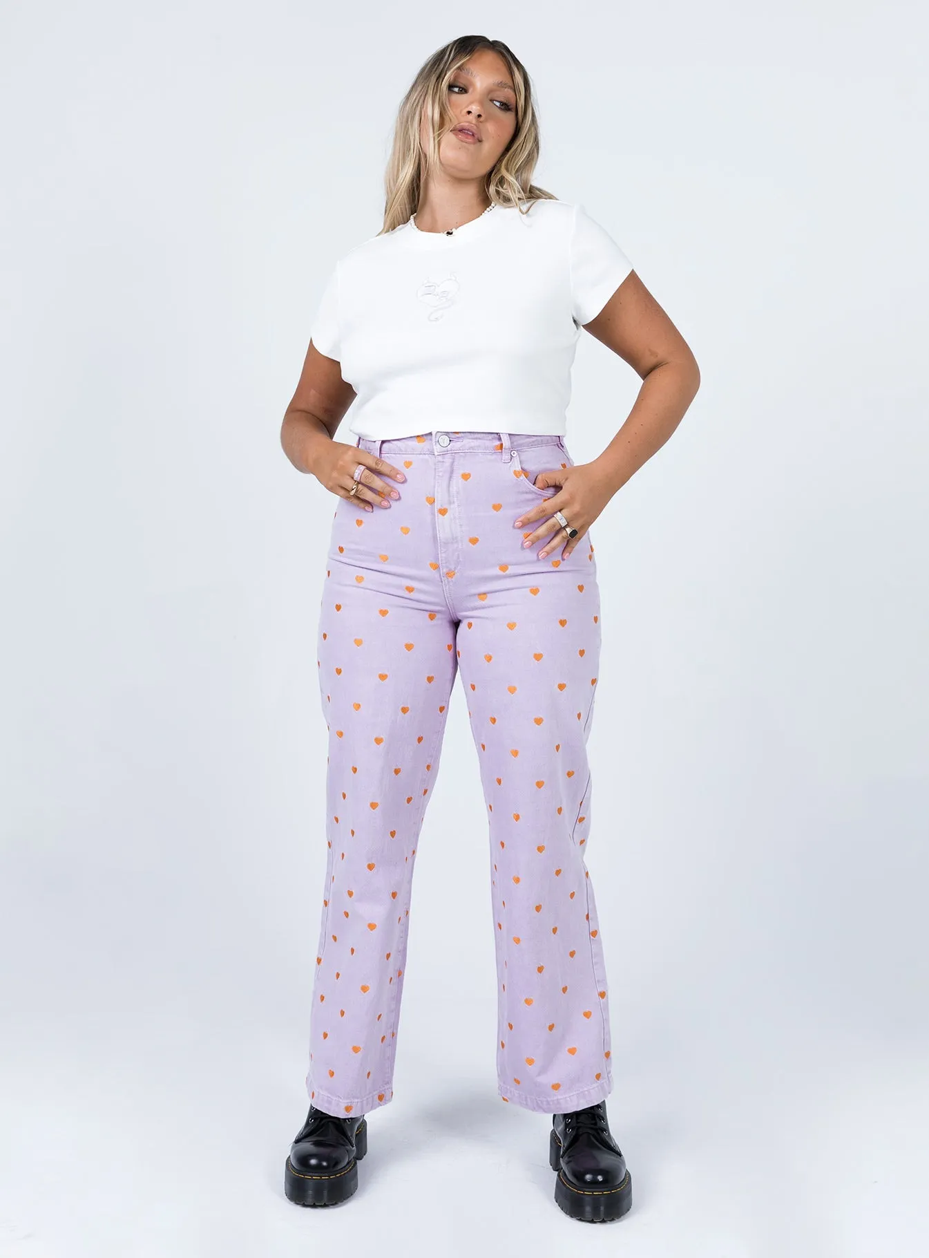 Abrand Dyspnea 94 High & Wide Lilac Heart Formal City Walk Party Look Chill Outfit Relaxed Style Earthy