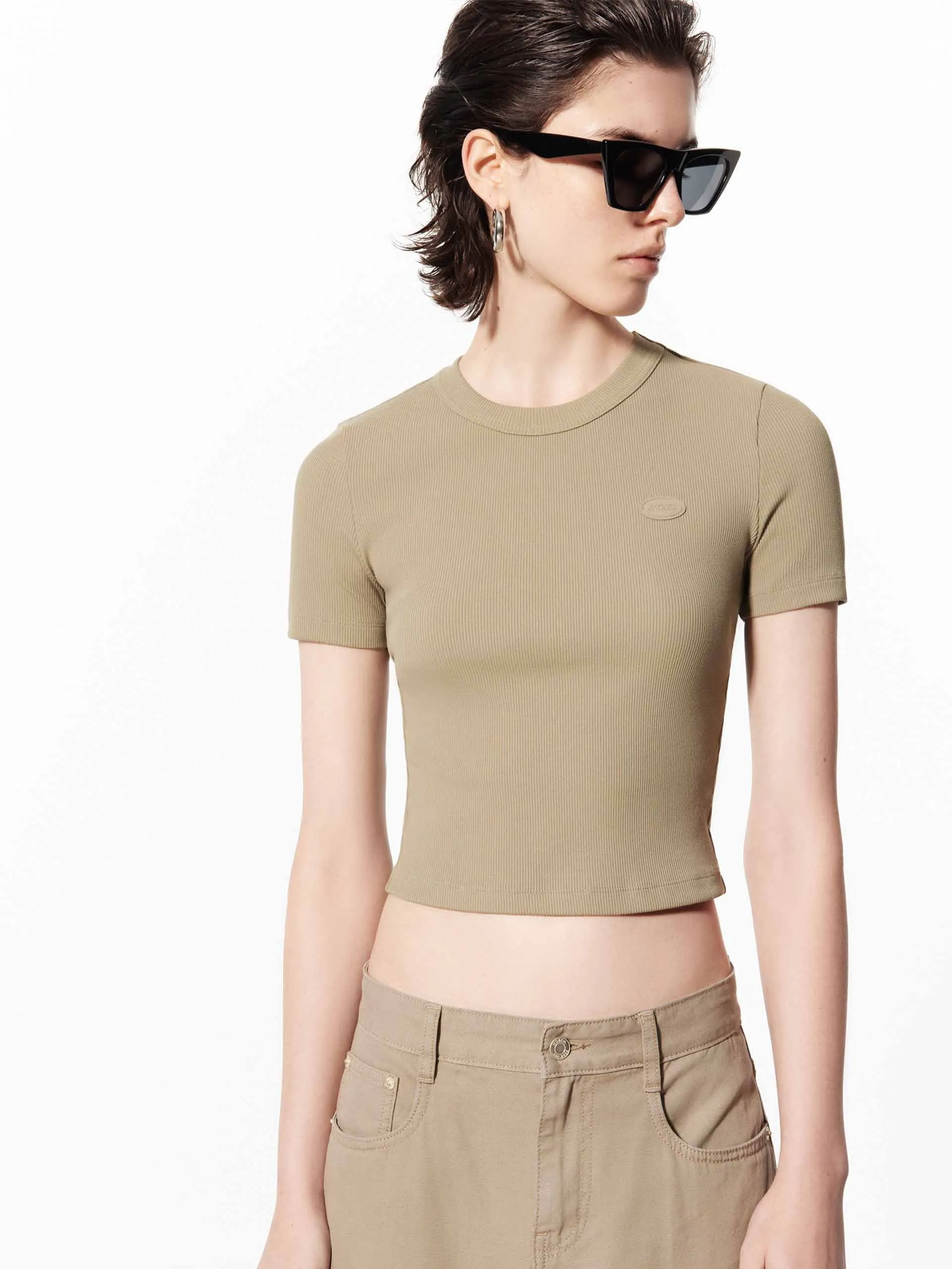 Regular Logo Fitted Tee Smooth Flatlock Stitching Casual Layer Wear