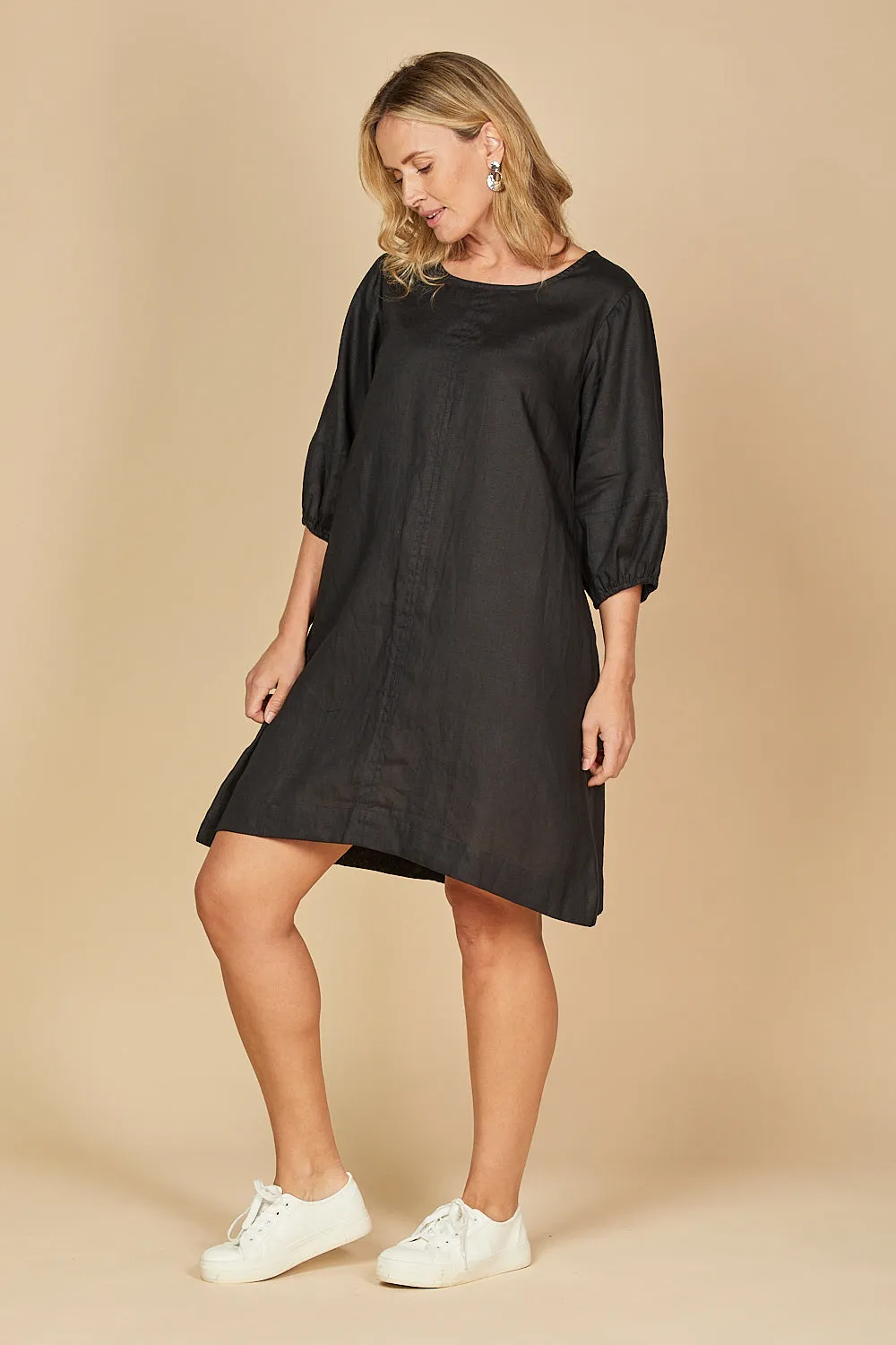 Hazel Short Linen Shift Dress in Black Antistatic Soft Core