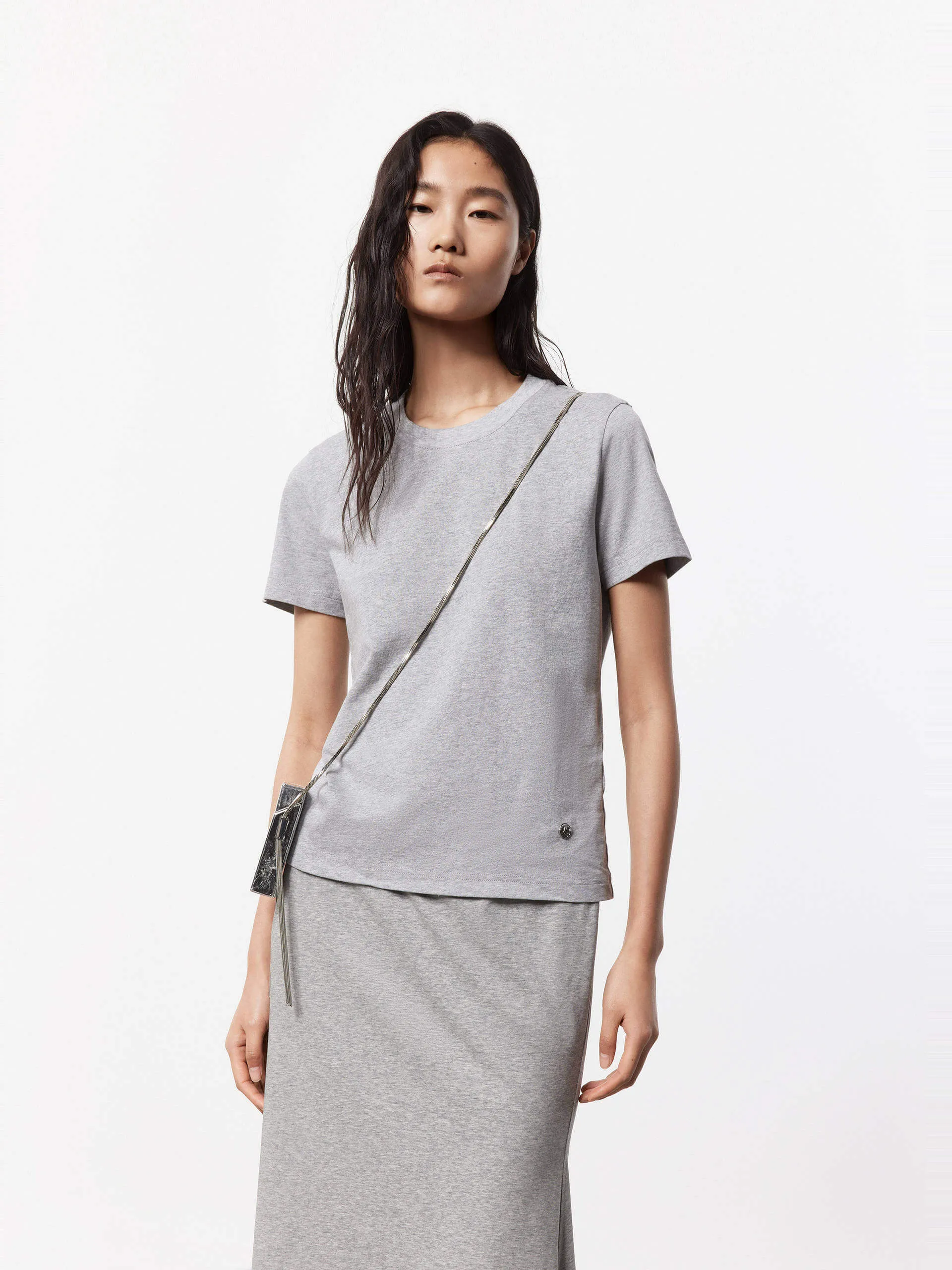Non Irritating Collar Grey Basic Cotton T-shirt