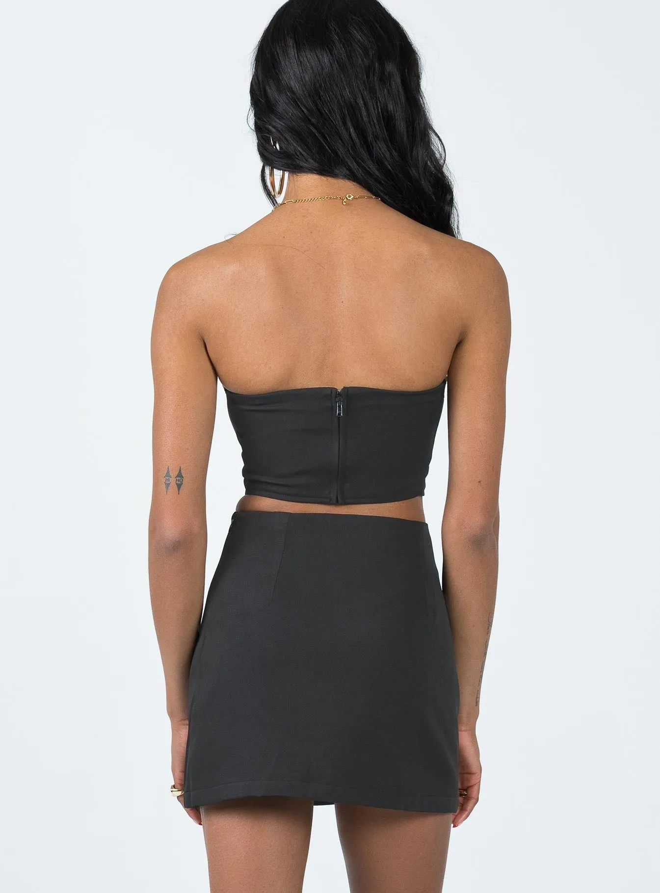 Softened Edges Elevate Set Black