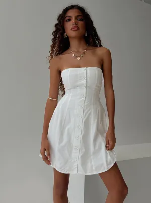 Galaxy View The relaxed fit of this maxi dress ensures all-day comfort while maintaining a stylish look Kisses Lace Up Mini Dress White