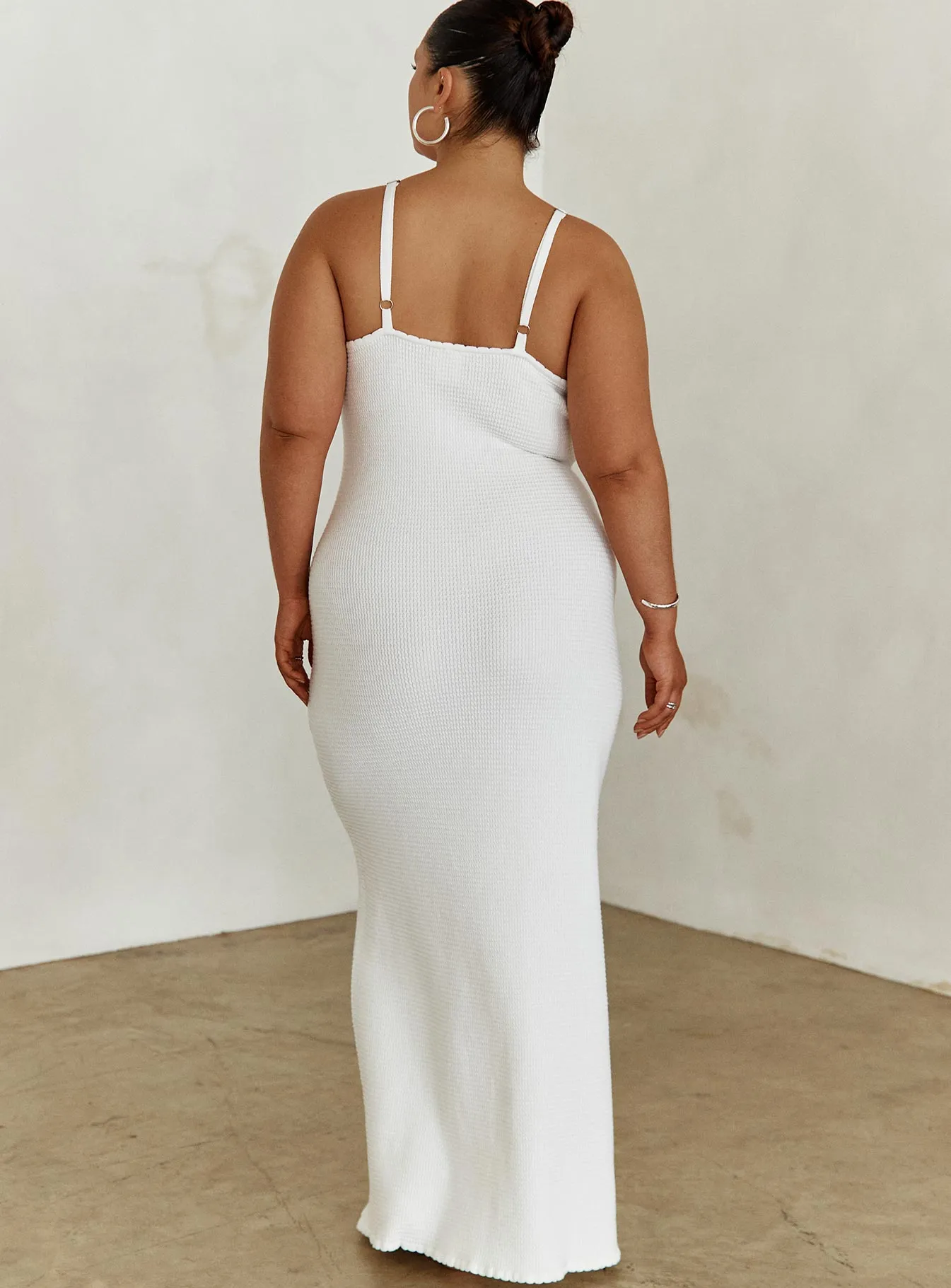 Kattan Maxi Dress White Curve Gold Shine Elegant high-waist gown