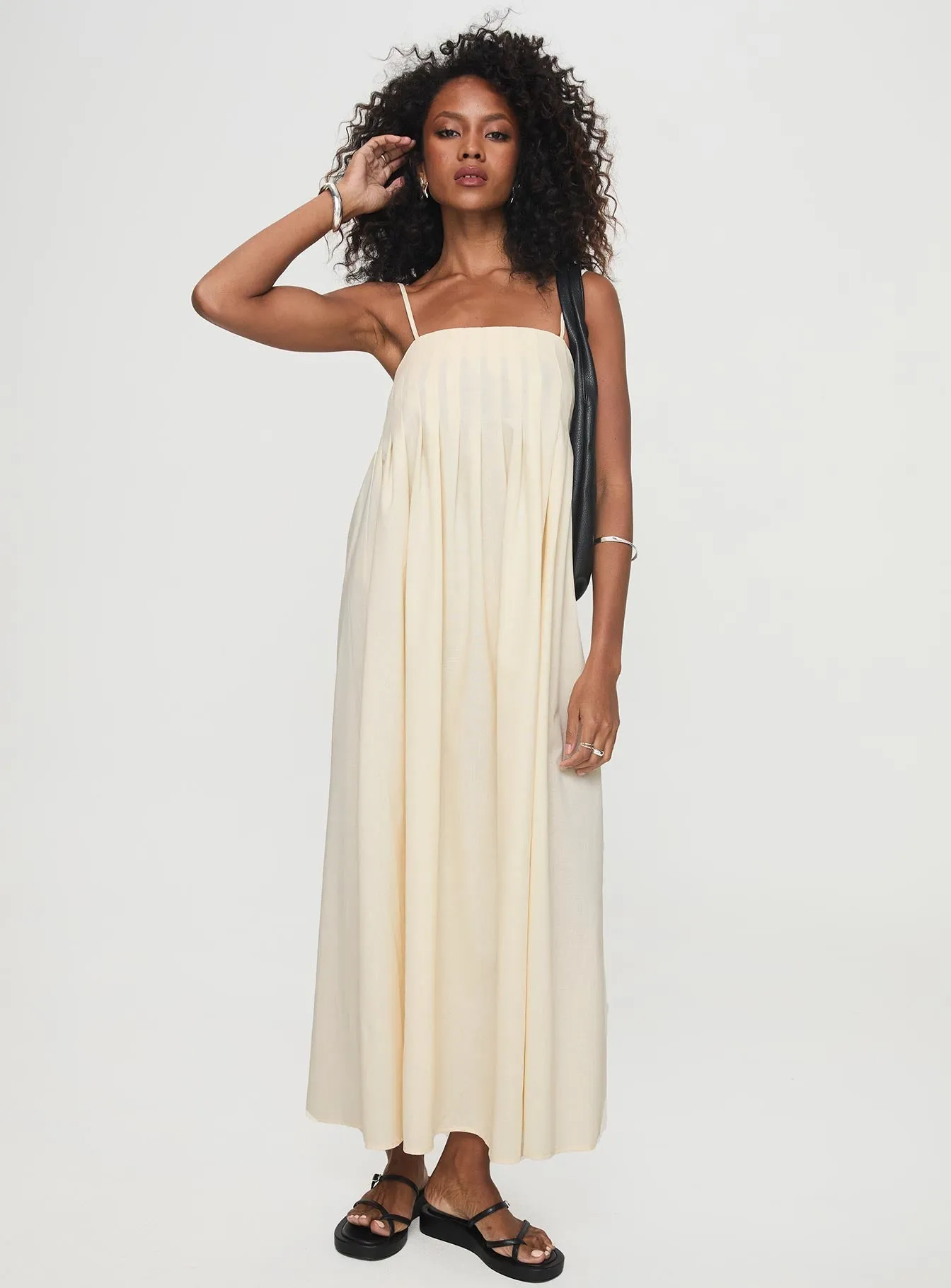 Frankye Maxi Dress Cream Red Glow