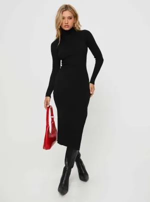 Street Glow This maxi dress can be worn with a variety of shoes and accessories to create a unique look Sydella Long Sleeve Maxi Dress Black