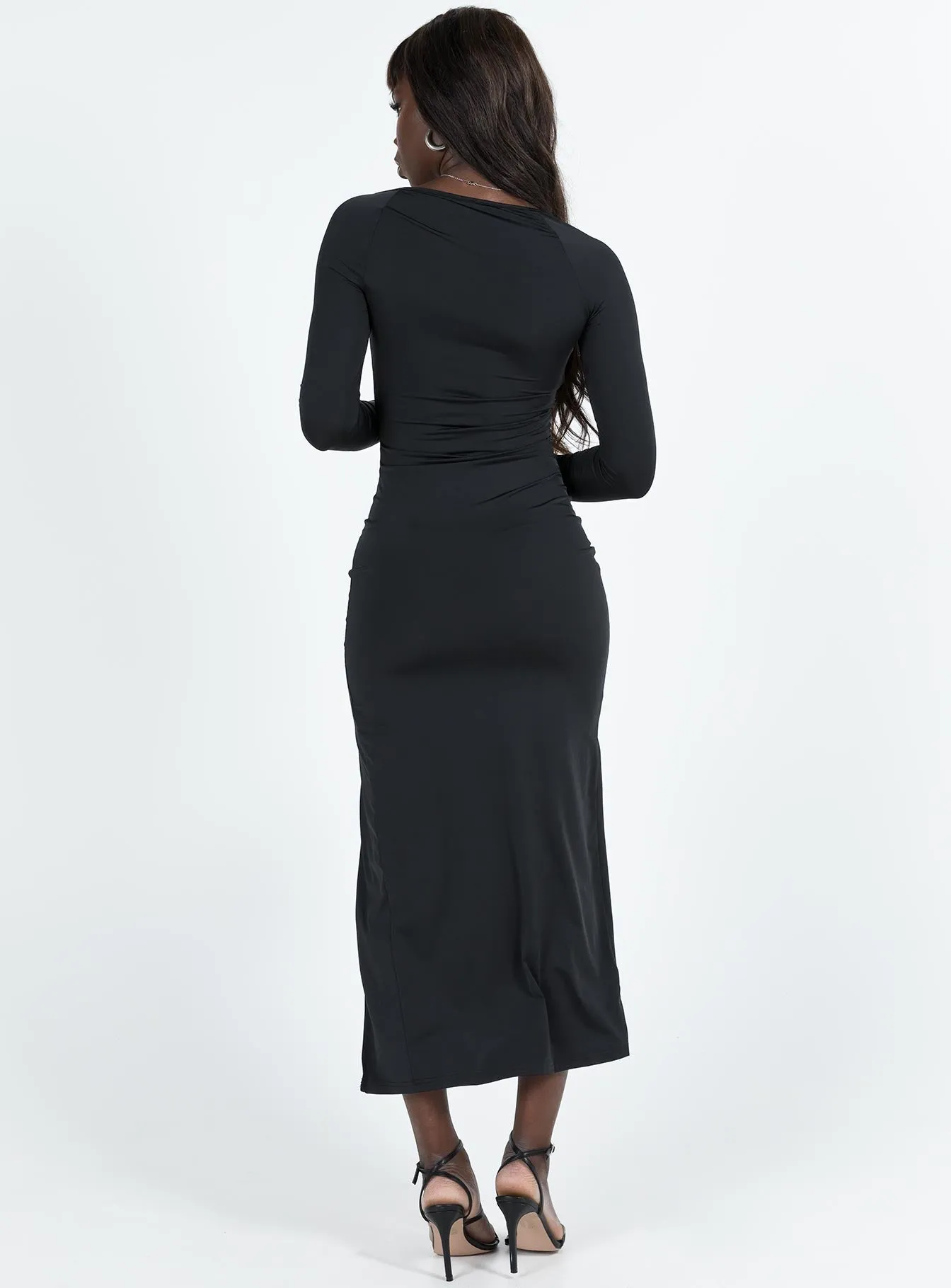 With its elegant lines this dress offers a sophisticated look that never goes out of fashion Hayward Long Sleeve Midi Dress Black