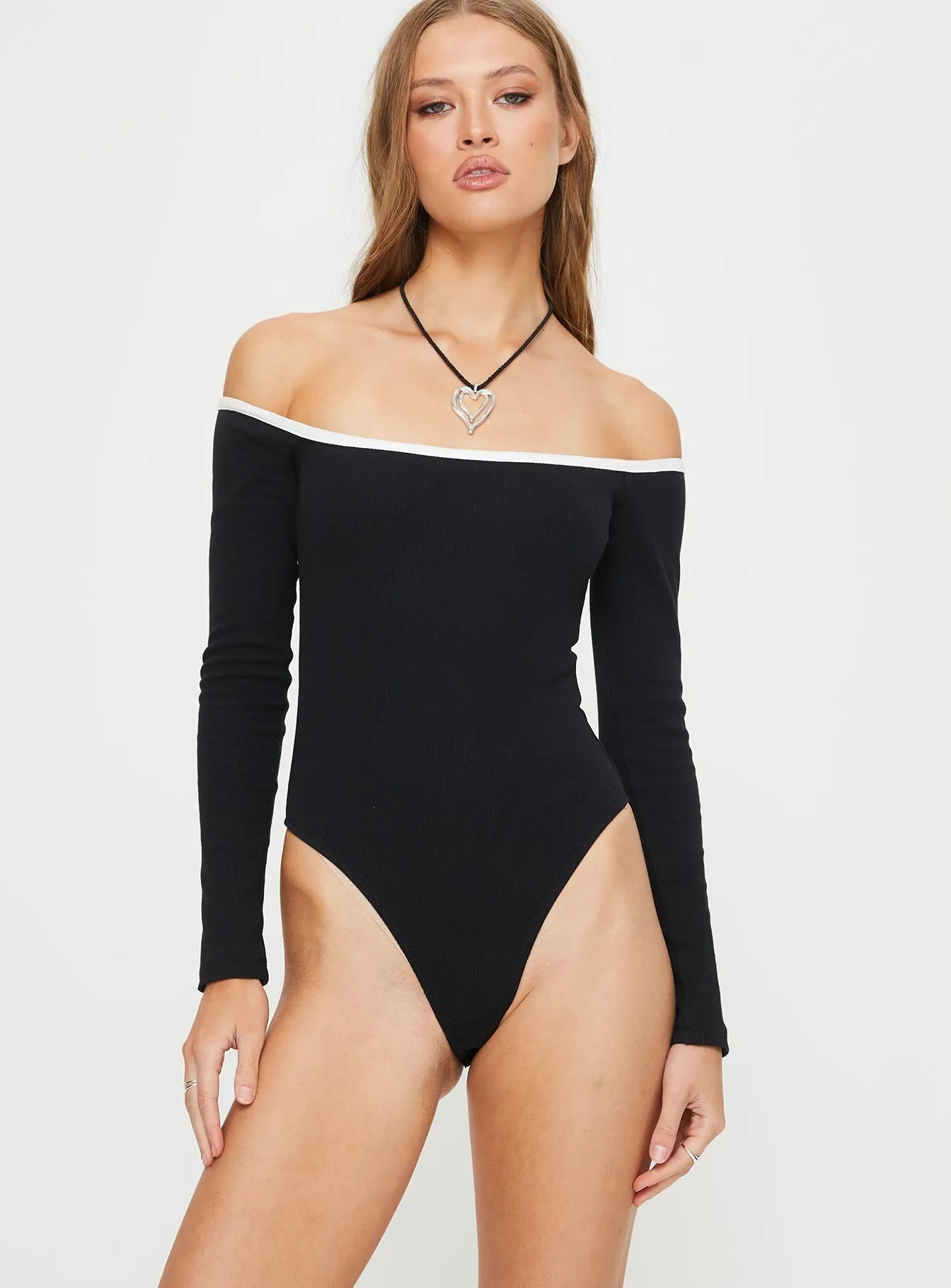 Jacinto Off The Shoulder Bodysuit Black Urban Charming Weekend Bold