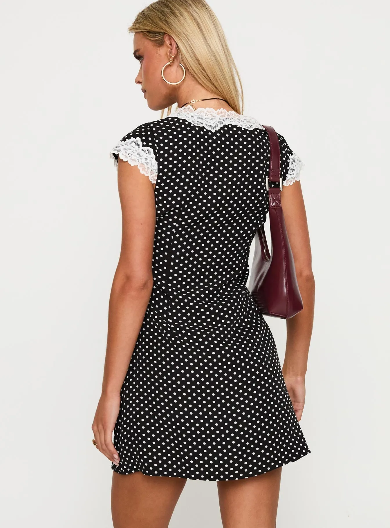 Flexible Edge Binding Bright Beat Julienne Mini Dress Black / Polka