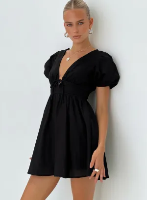 Vibrant Chic Wear Flirty Fit Raleigh Mini Dress Black