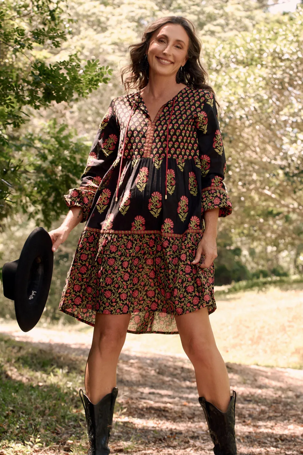 LowMaintenanceFabric WrinkleResistant Scout Tiered Dress in Kashmir