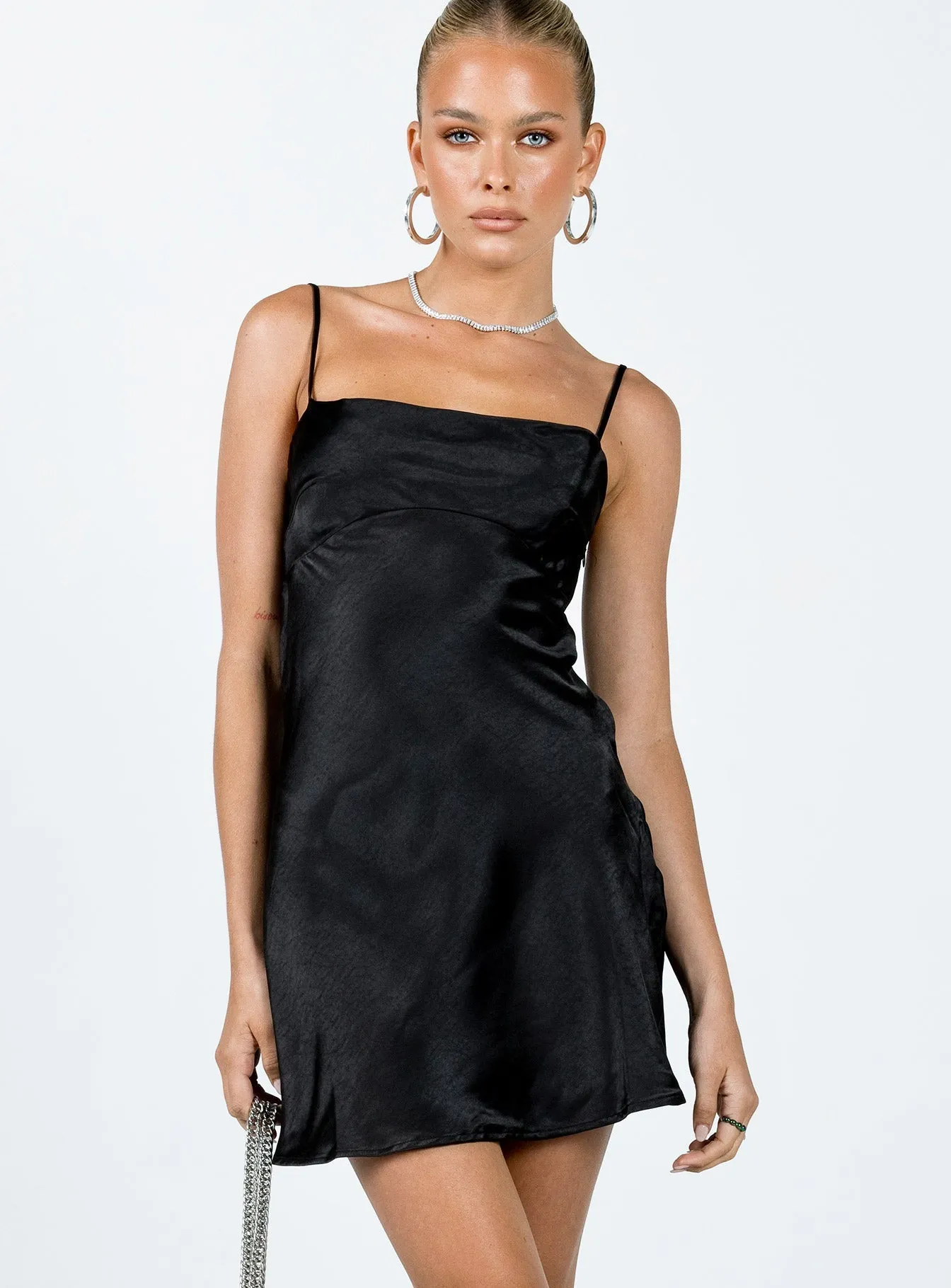 Fiery Feelings Mini Dress Black Tall Cut Flowy Design