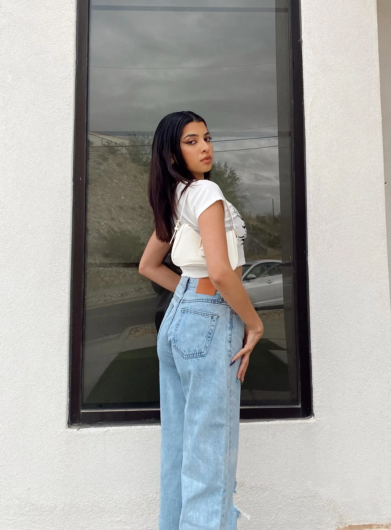 You Adjust Tee White Essential Top Layering Options