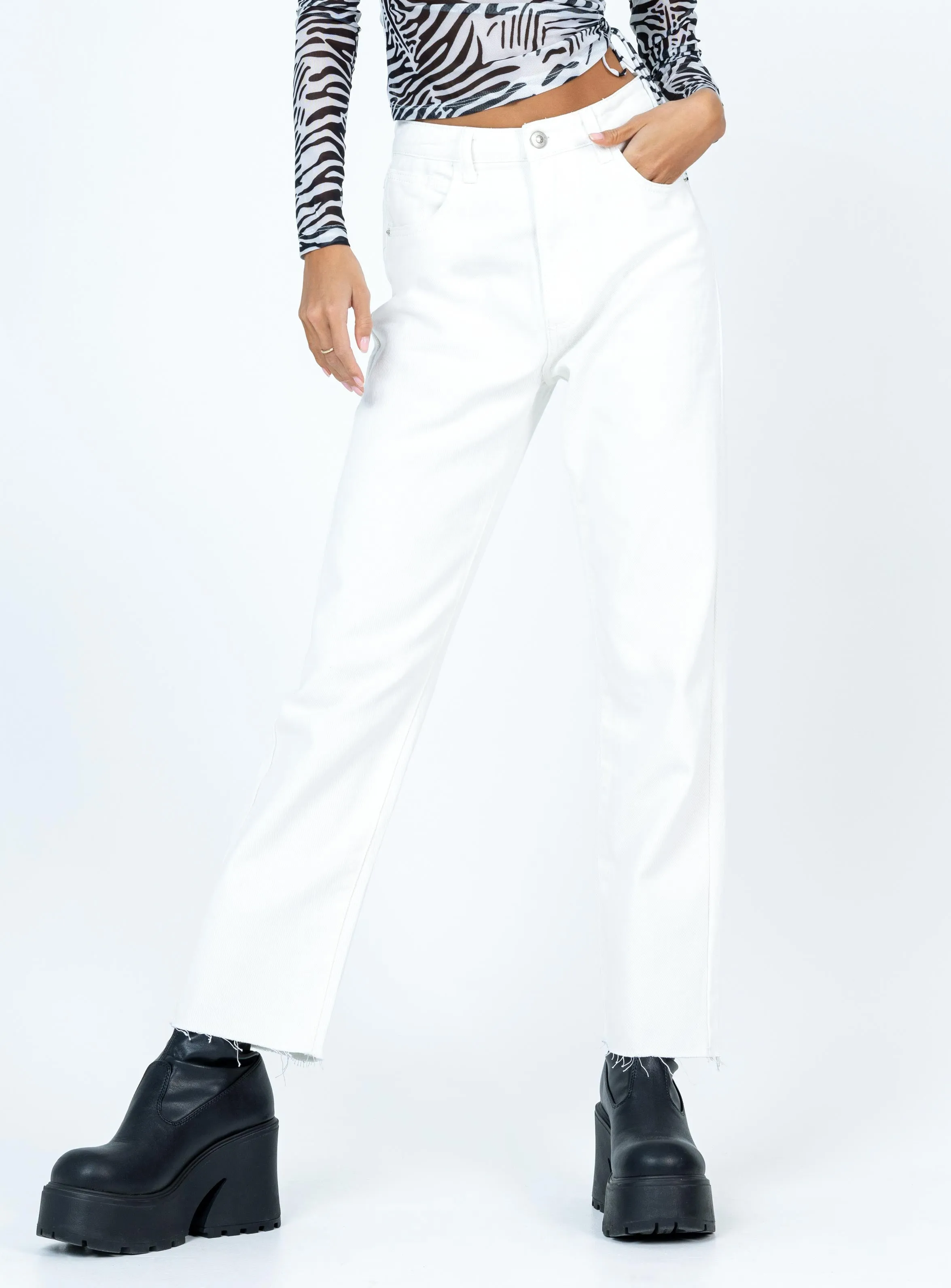 Smart Style Outdoor Ready Harrow Straight Leg Denim Jeans White