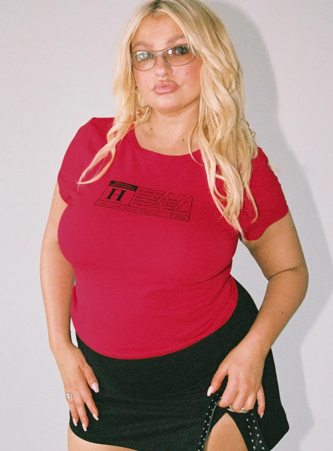 Non Irritating Seams Rayon blend Horror Night Tee Red Curve