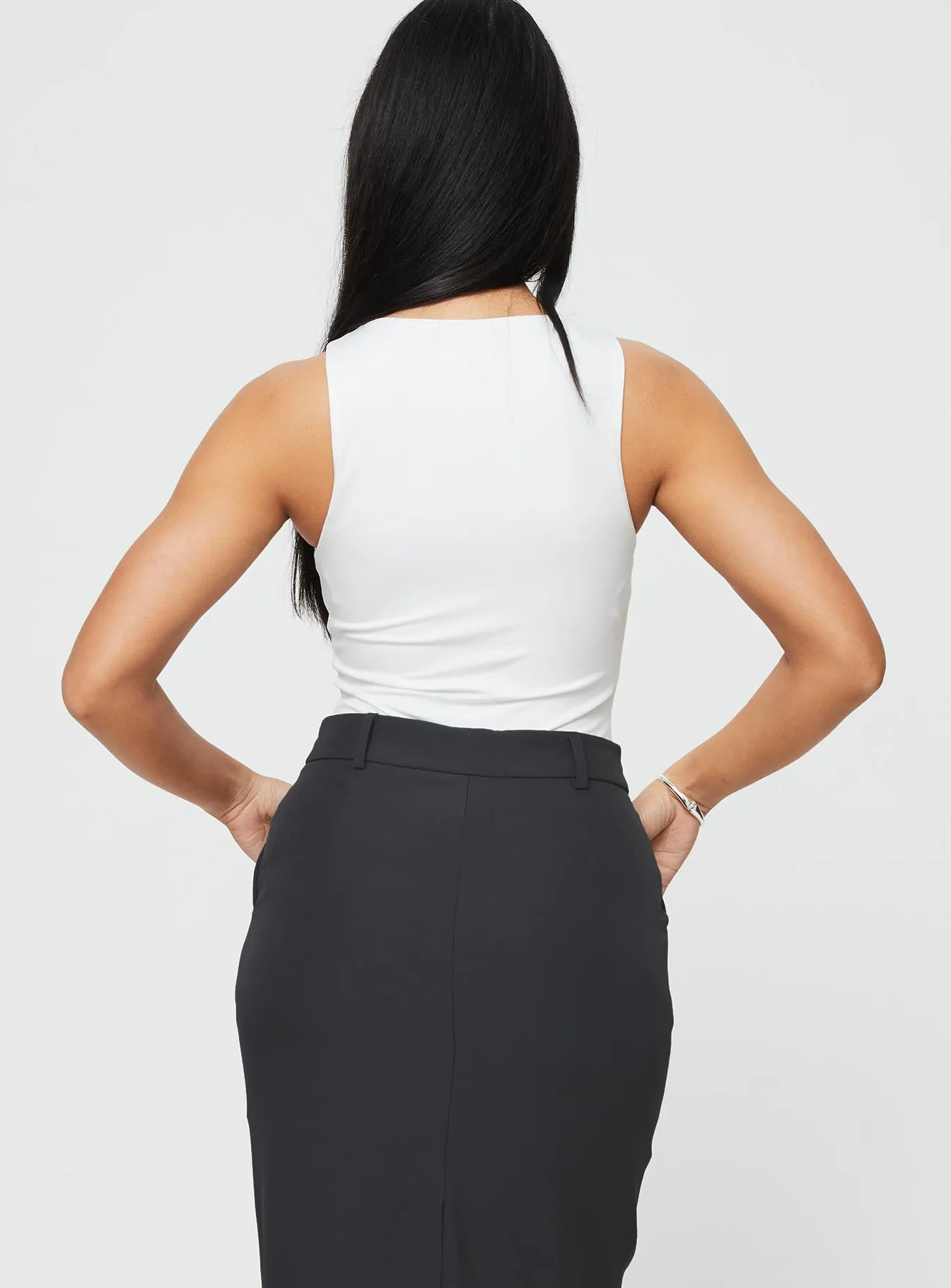 Karimo Bodysuit White Loose Friends