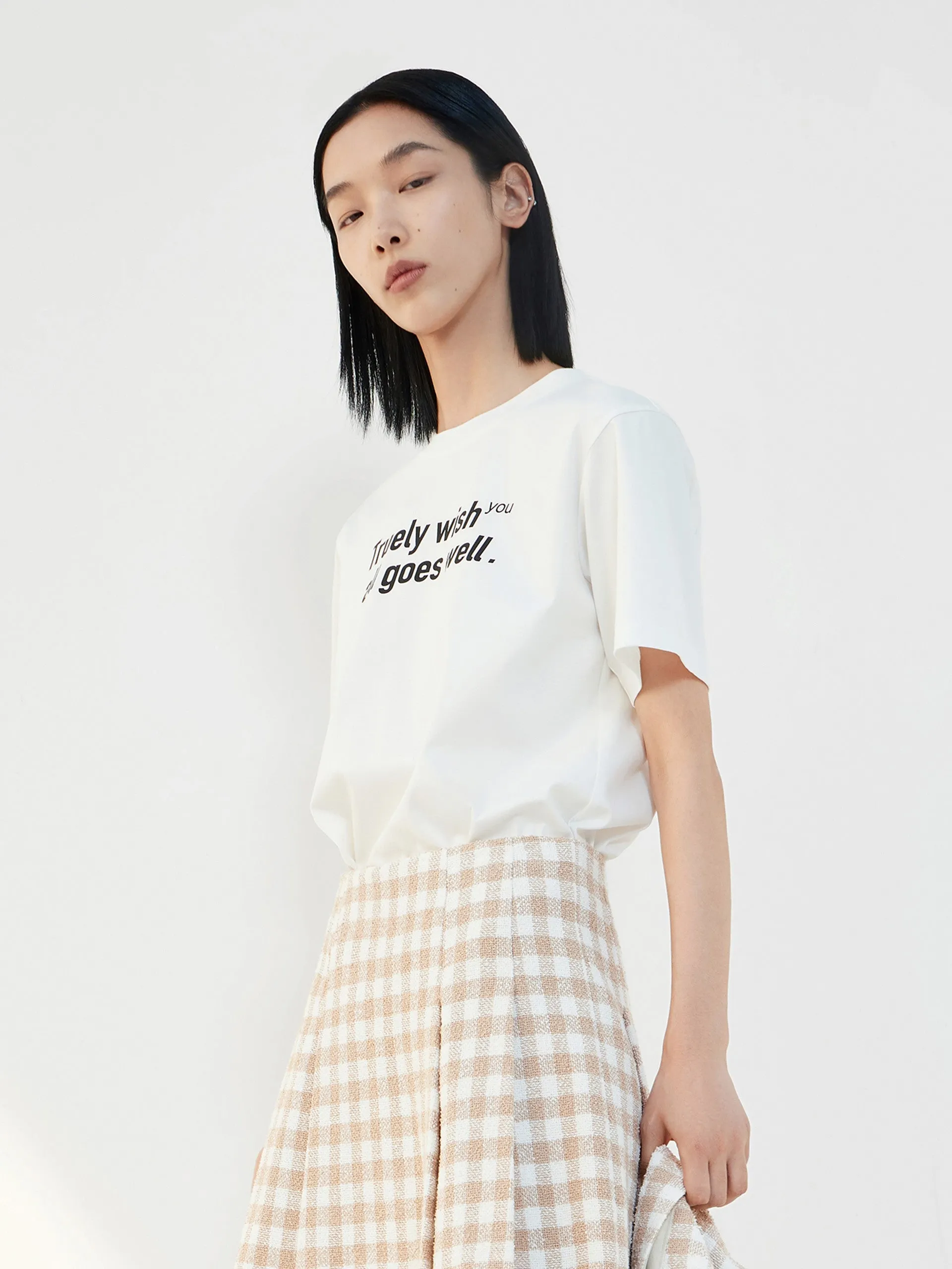 Letter Print Cotton T-shirt Soft and Stylish