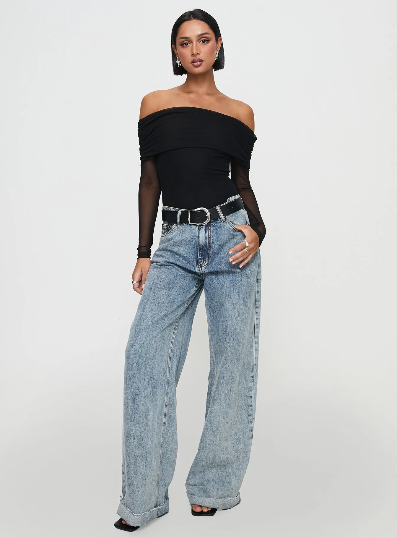 Siella Off Shoulder Bodysuit Black Dynamic Stylish Sporty Home