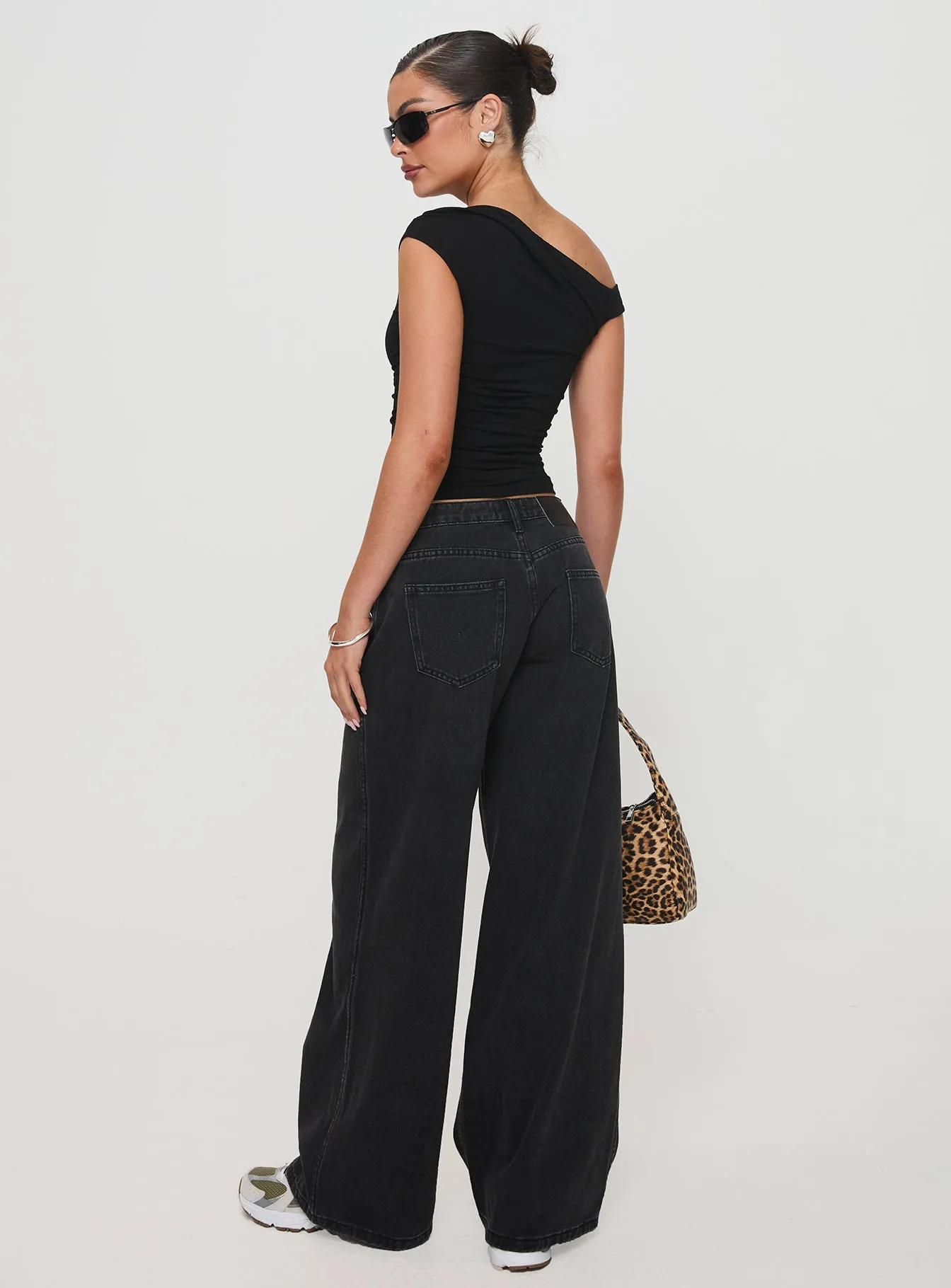 Ramos Low Rise Denim Jeans Washed Black Chill Outfit Spring Mood