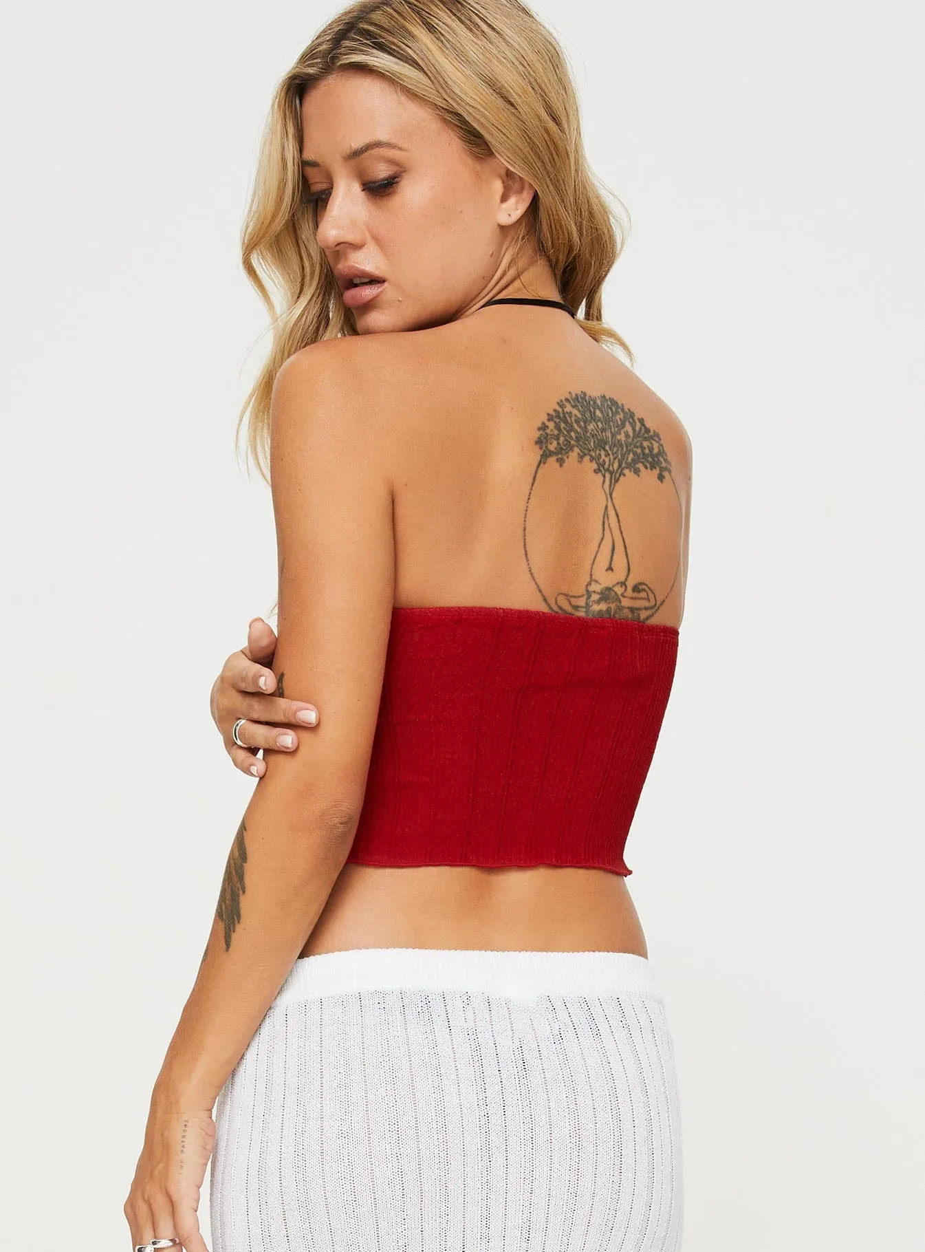 Mani Top Red AllDay Comfort Tech