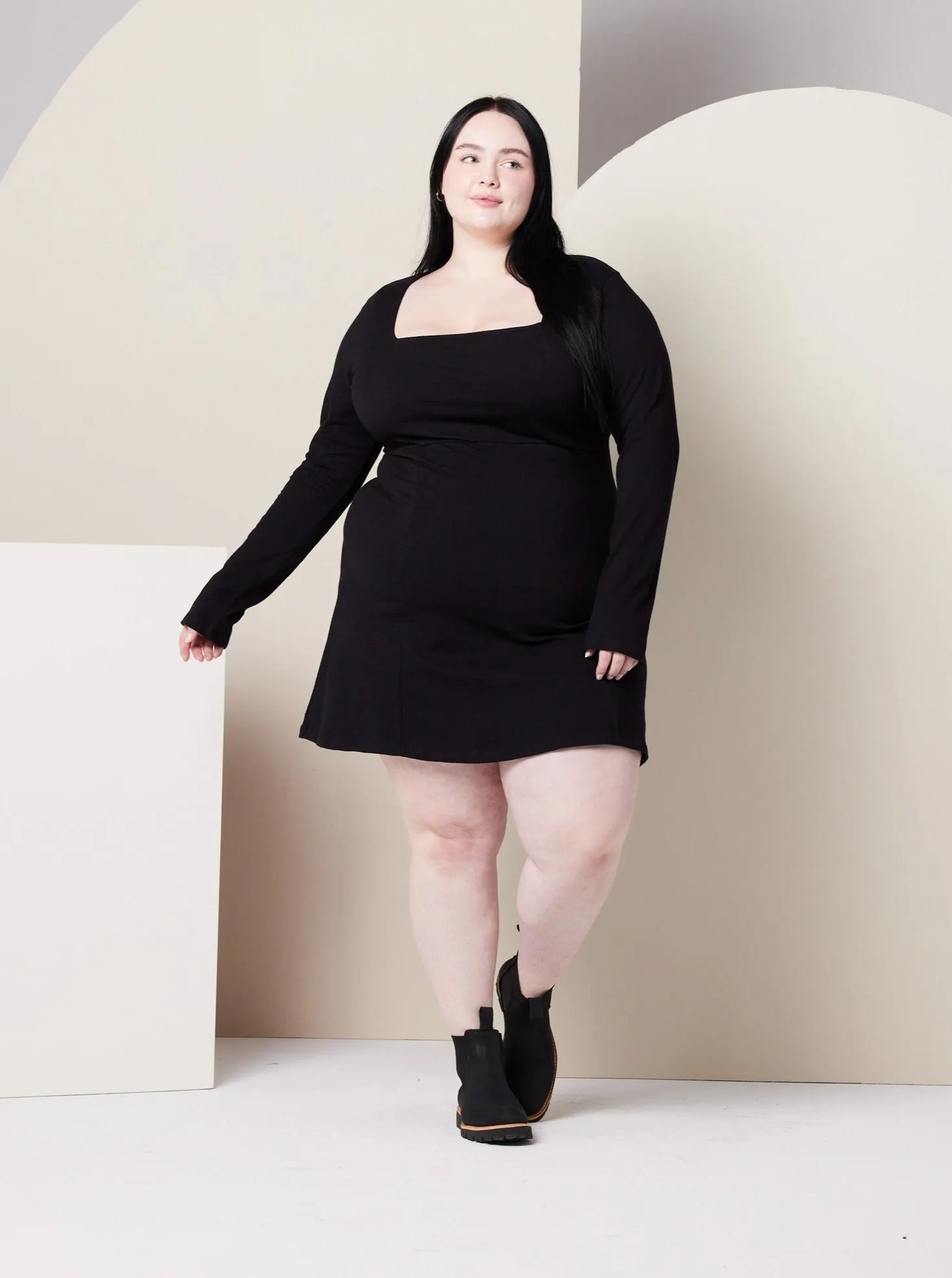 Sonnet Dress - Black NonSlipTrim Thick Glow