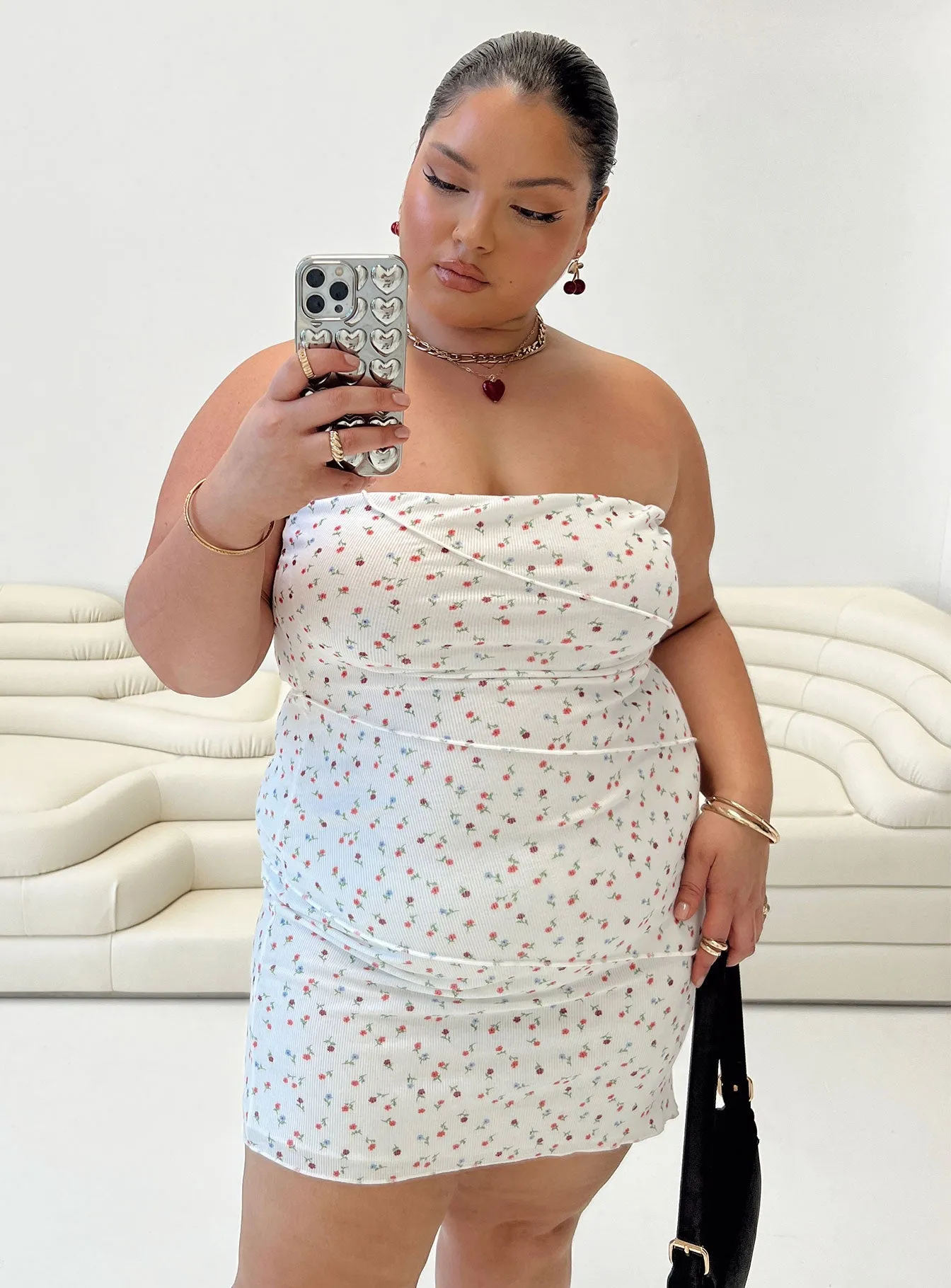 Show Pop Oscar Mini Dress White Floral Curve