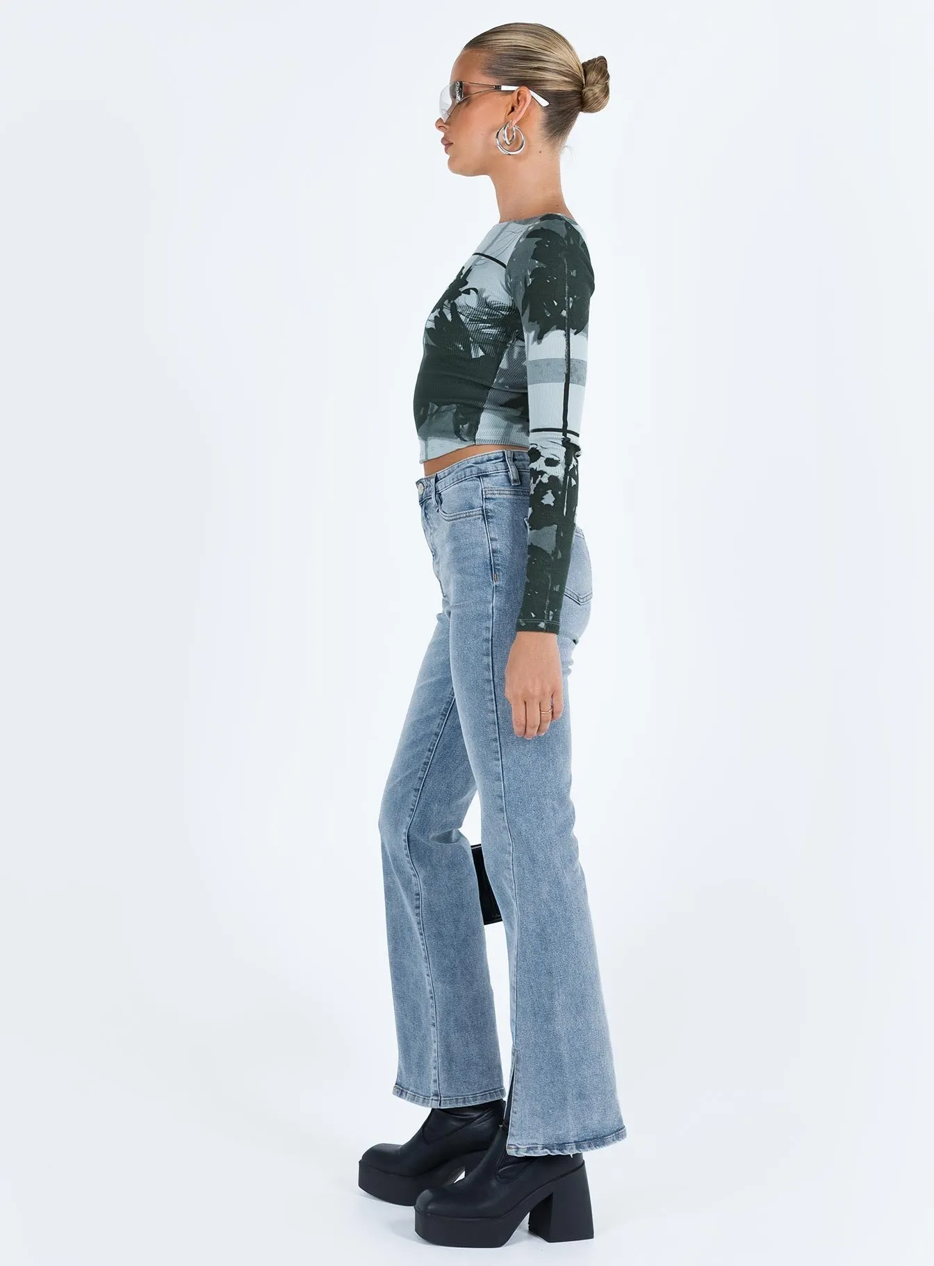 Keels Flare Denim Jeans Weekend Getaway Trend Setter Everyday Fashion Lover