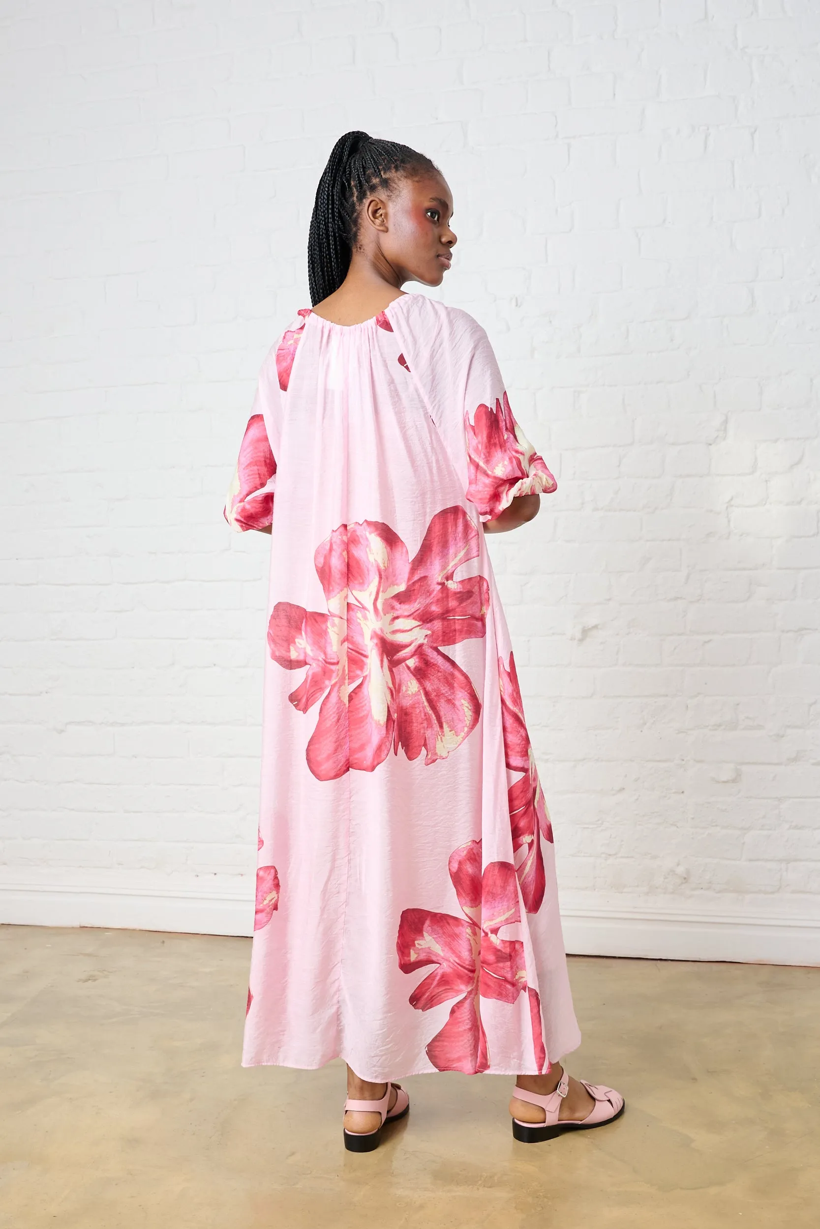The Maxi Flow Tunic in Soft Bloom FourWay Stretch