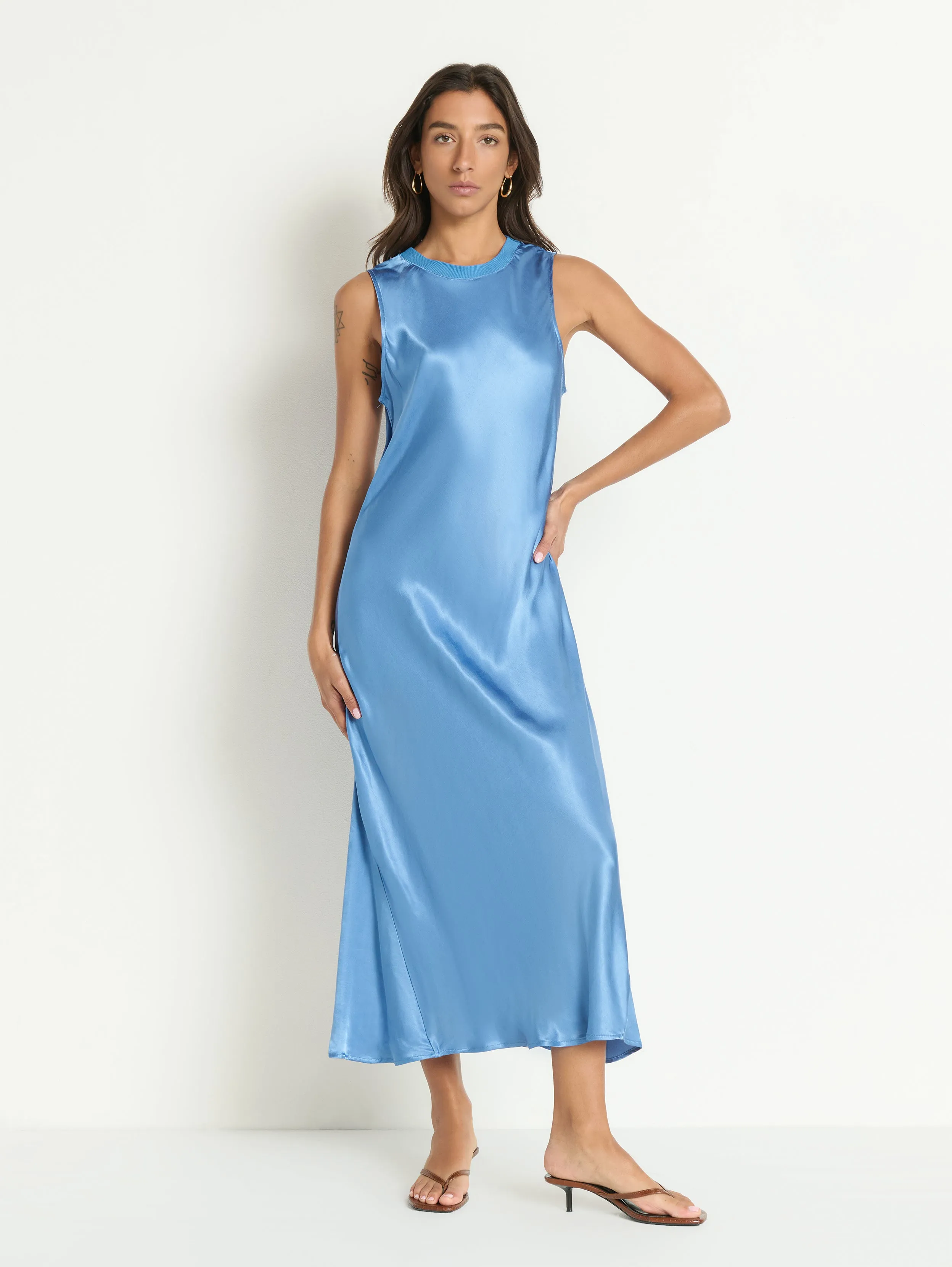 Stylish Outfit Dulce Midi Dress