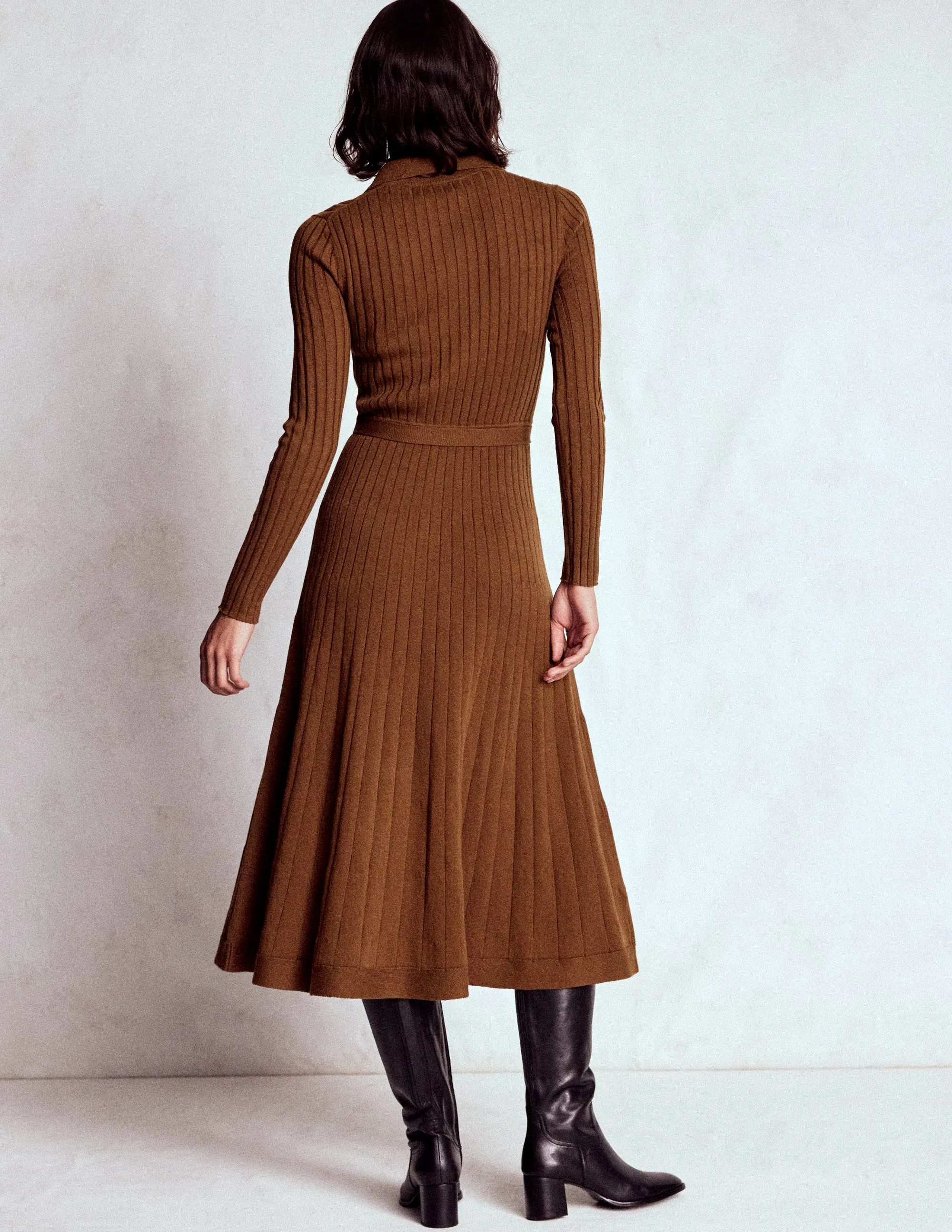 Rachel Knitted Shirt Dress-Raw Umber Charming Design Meadow Bloom