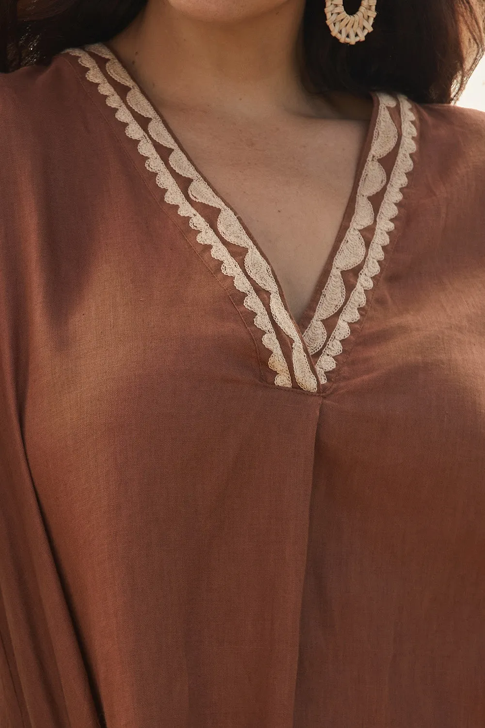 Kora Long Sleeve Linen Dress in Rum Caramel Energy Mood