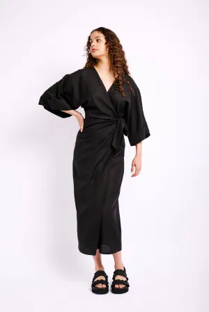 Street Edge The Wrap Dress with Kimono Sleeves in Black