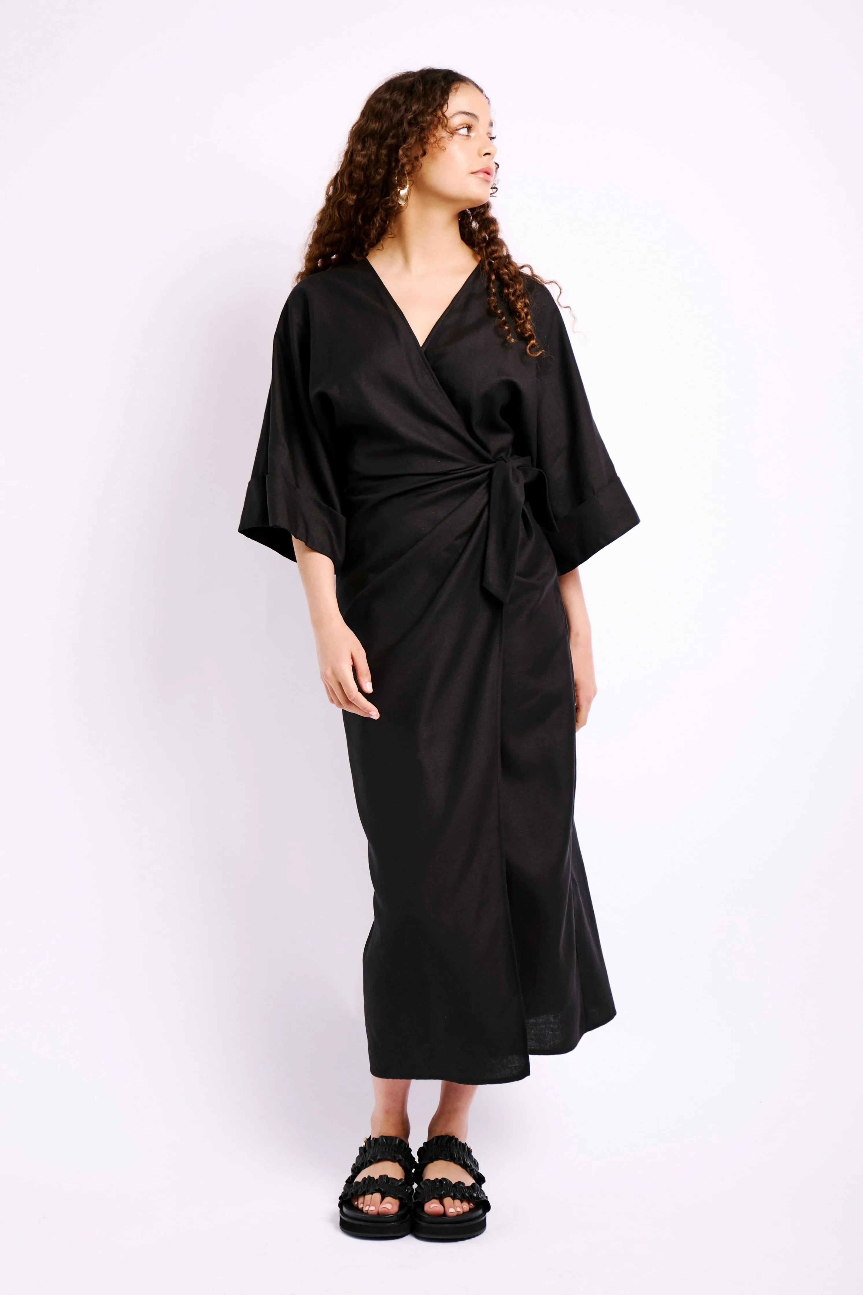 TaglessLabel Global Edge The Wrap Dress with Kimono Sleeves in Black