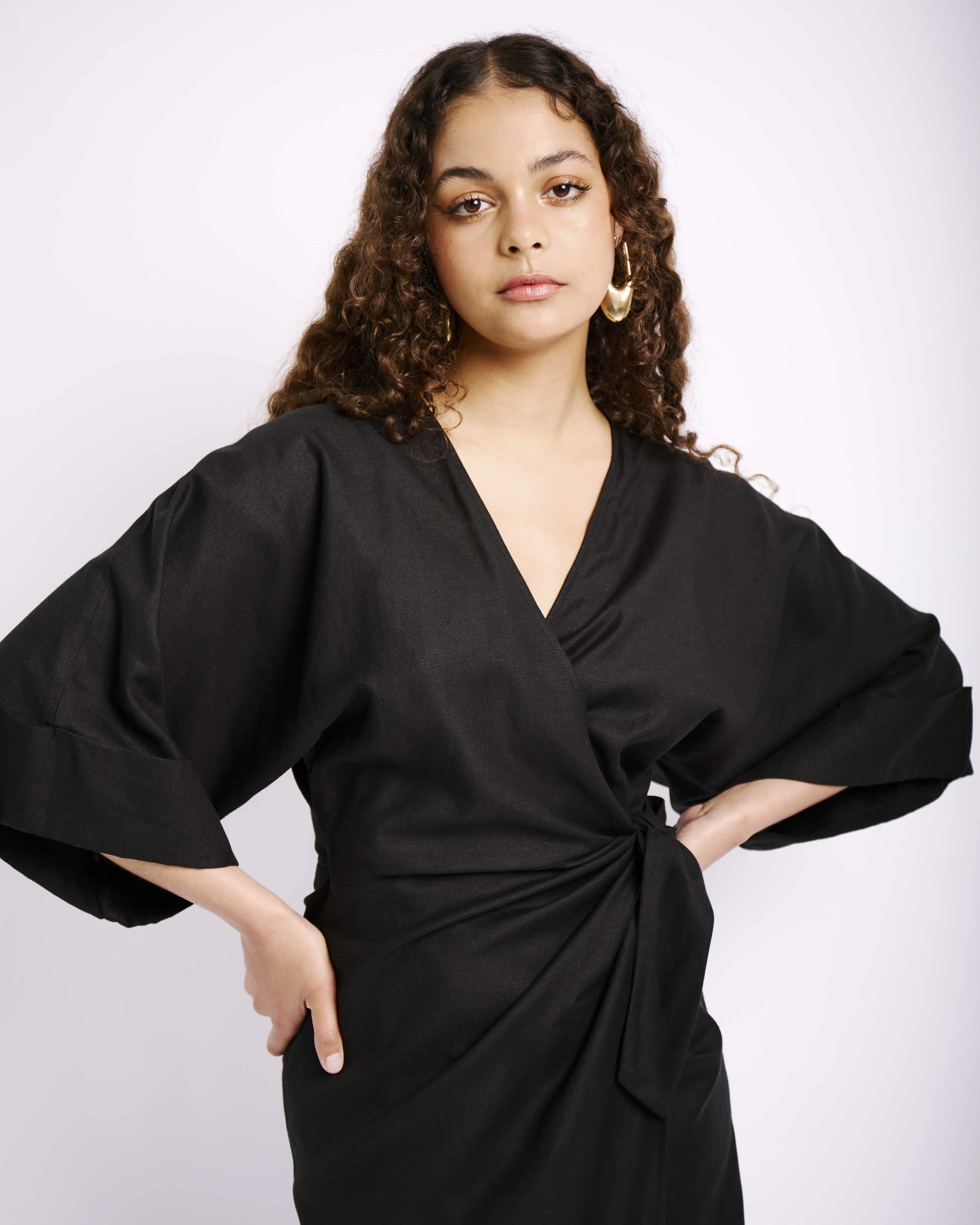 Athleisure Cool The Wrap Dress with Kimono Sleeves in Black