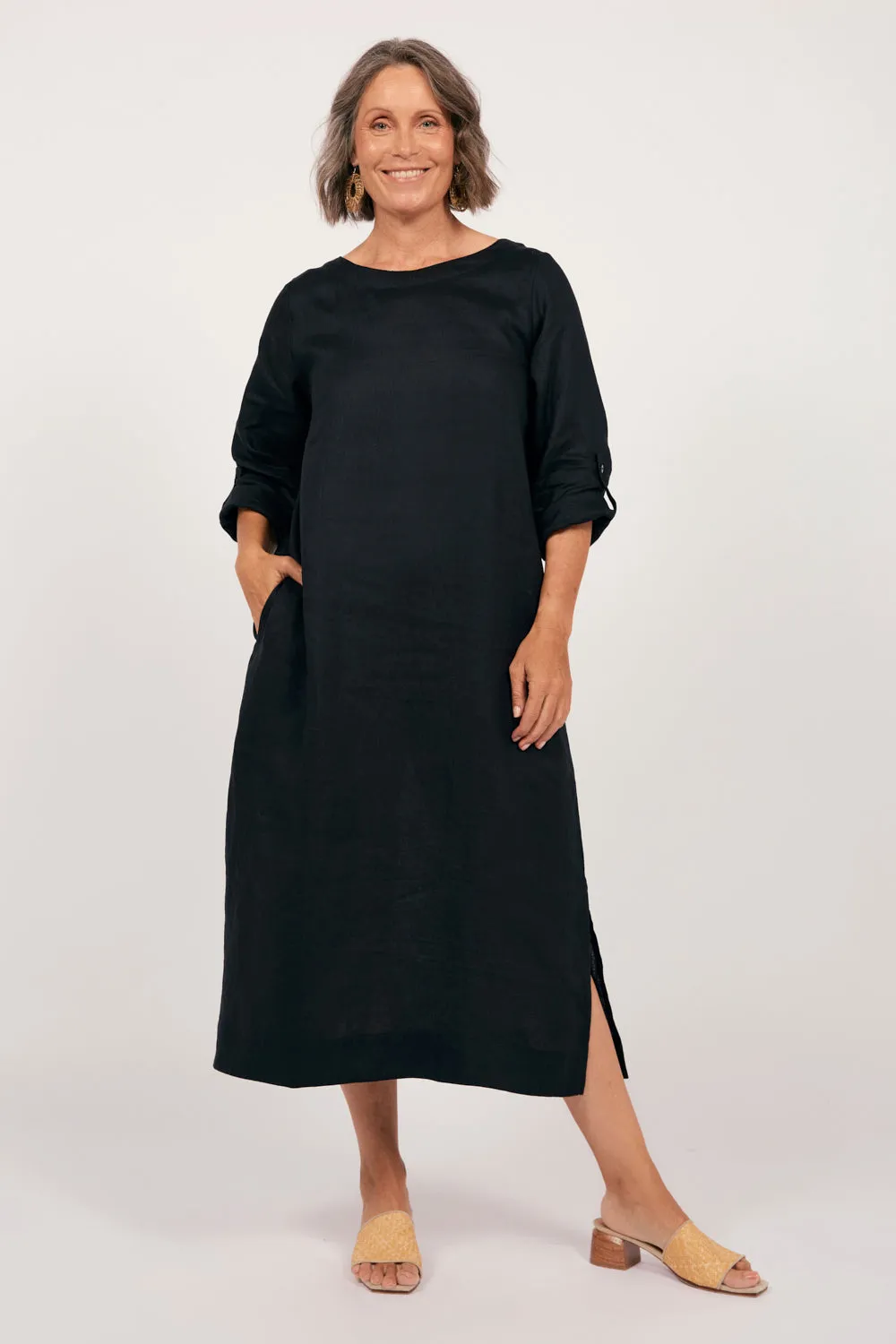 Jarla Linen Midi Dress in Black Crystal Light Candle Glow