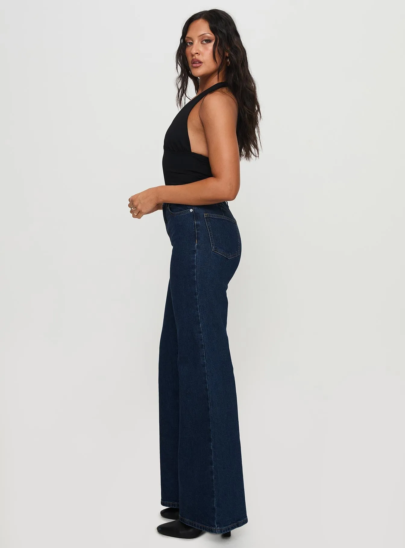 Thearlie High Rise Flared Jeans Dark Wash Cropped length Smart Casual Modern Rainy Day